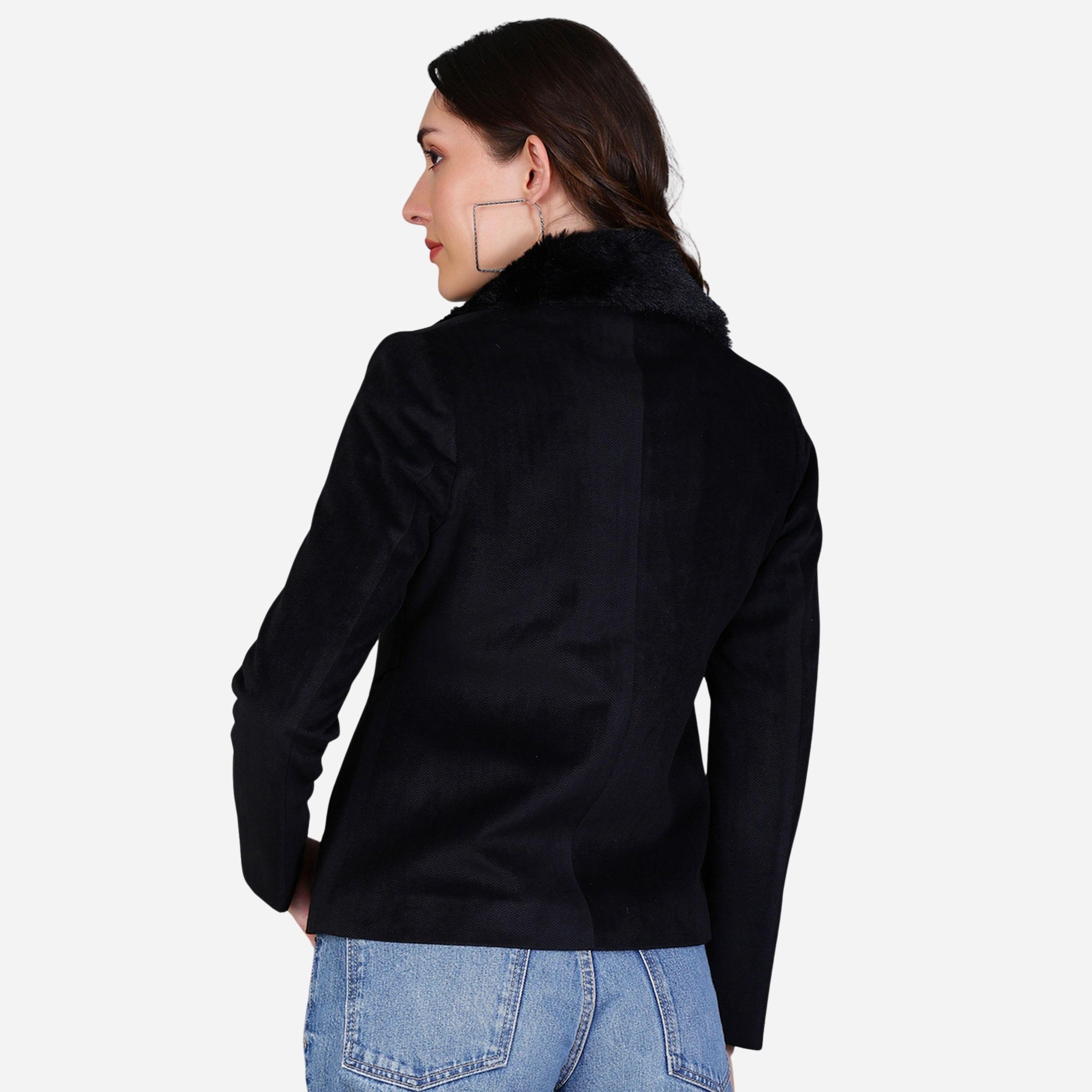 فورت كولينز - بليزر نسائي لون أسود بأزرار وياقة من الفرو الصناعي-women-clothing-coatsandjackets-blazers-image-5