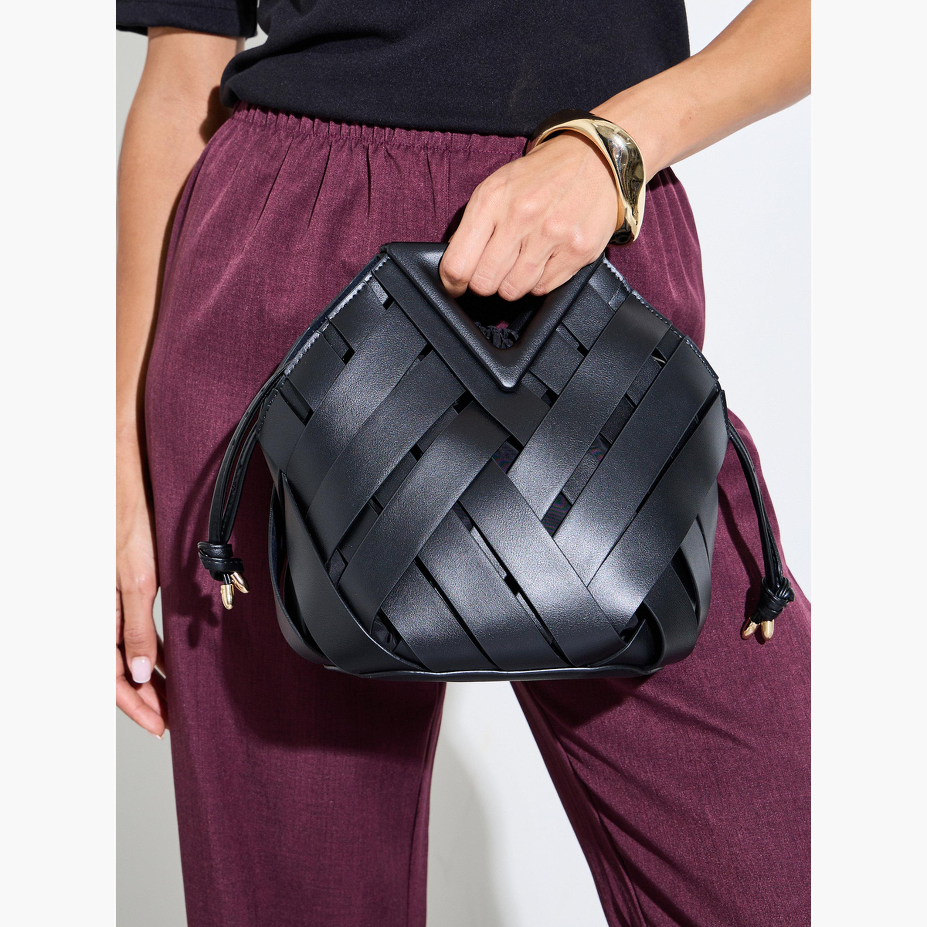 ستايلي - شنطة يد سوداء منسوجة برباط-women-bagsandwallets-handbags-image-2