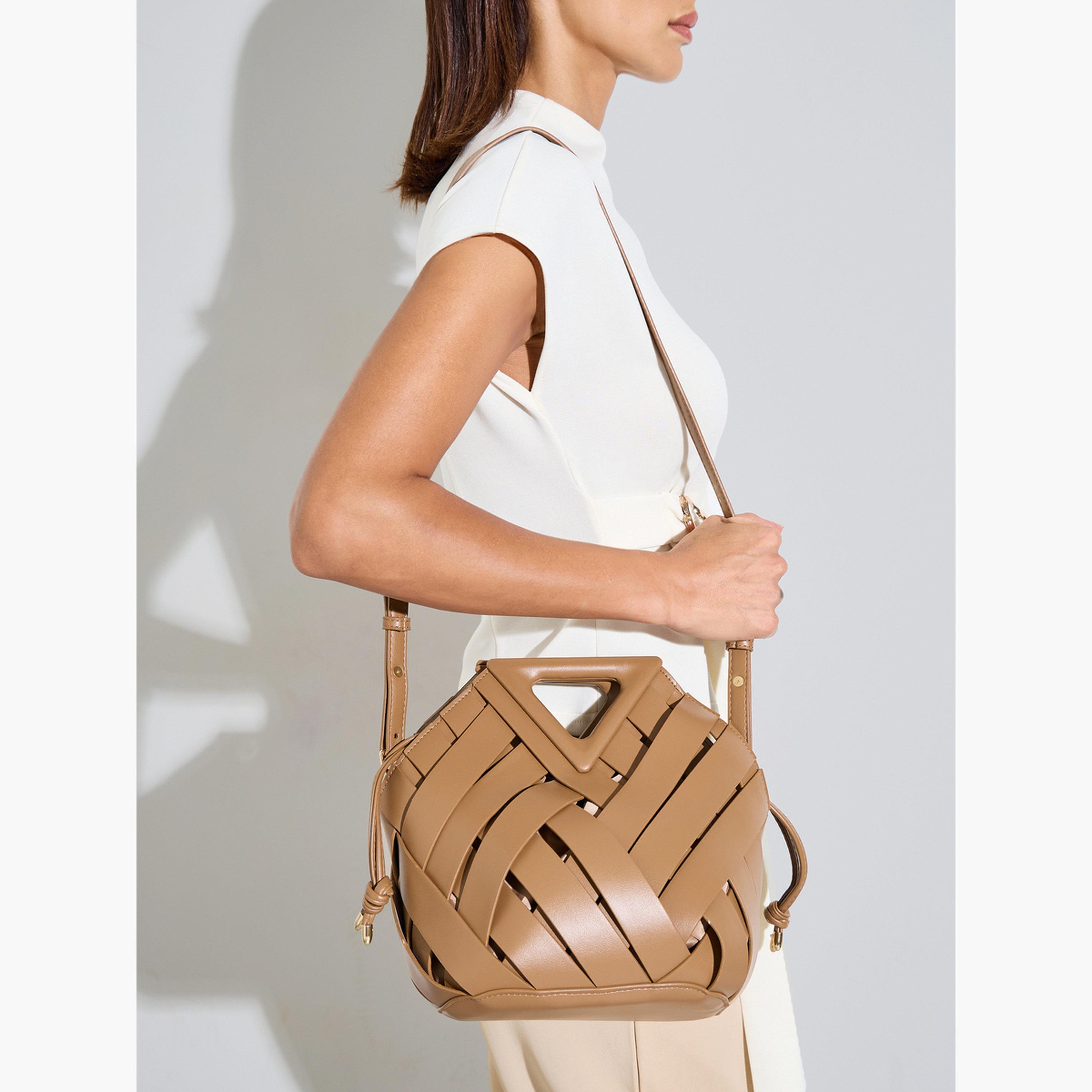 ستايلي - شنطة يد برباط من قماش منسوج بلون بني فاتح-women-bagsandwallets-handbags-image-2