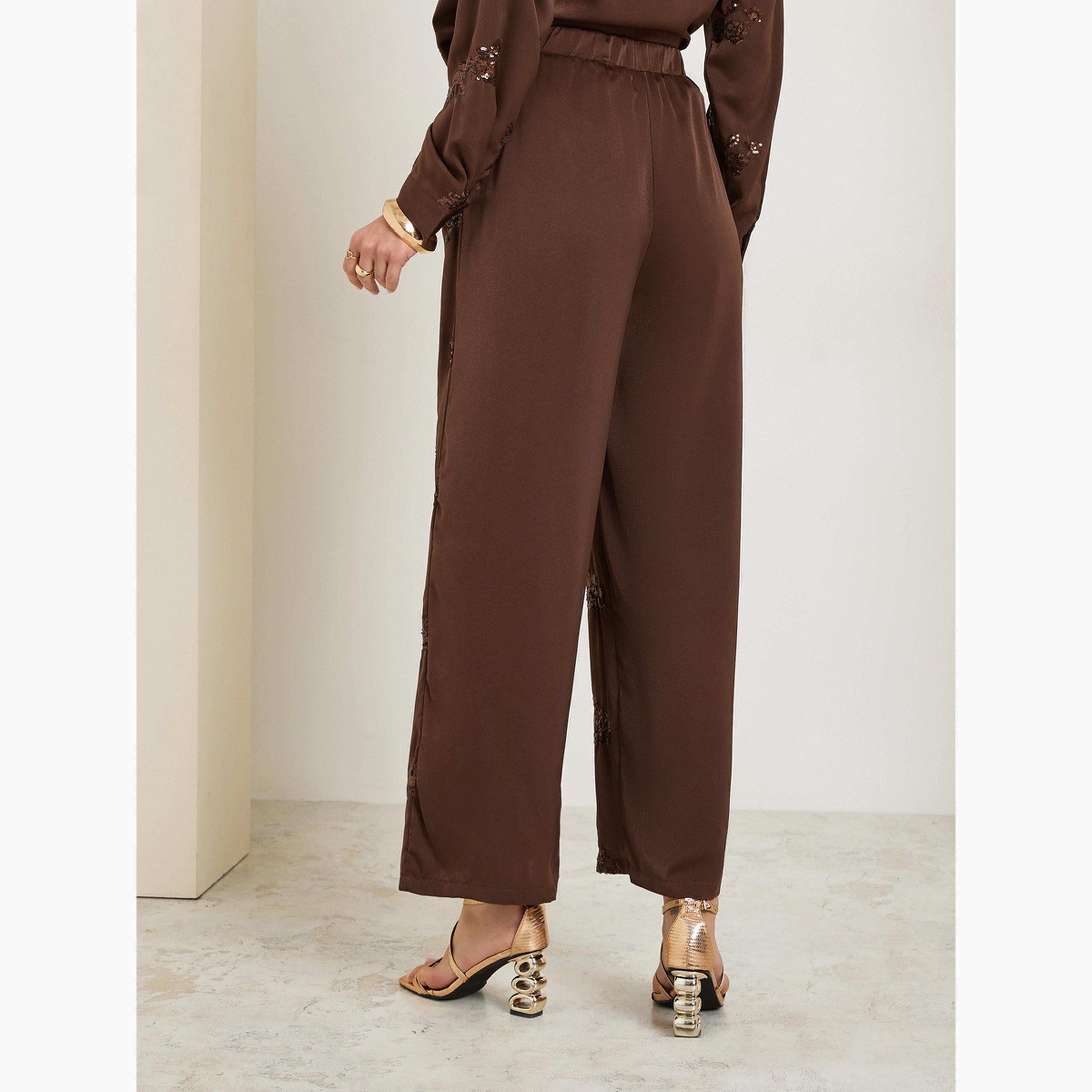 بنطال مزين بأرجل واسعة-women-clothing-bottoms-joggers-image-4