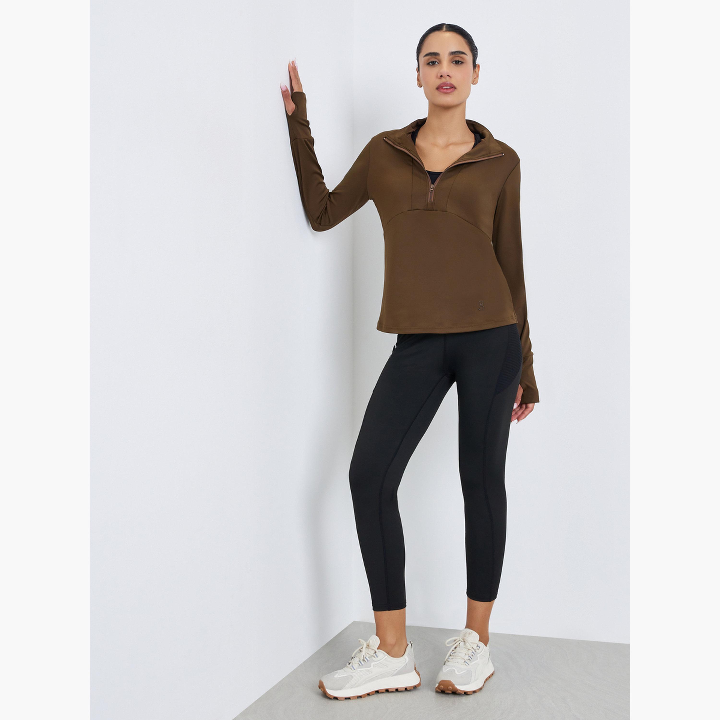 بلوزة بأكمام طويلة ونصف سحاب مع شعار مطاطي-women-clothing-tshirts-image-2