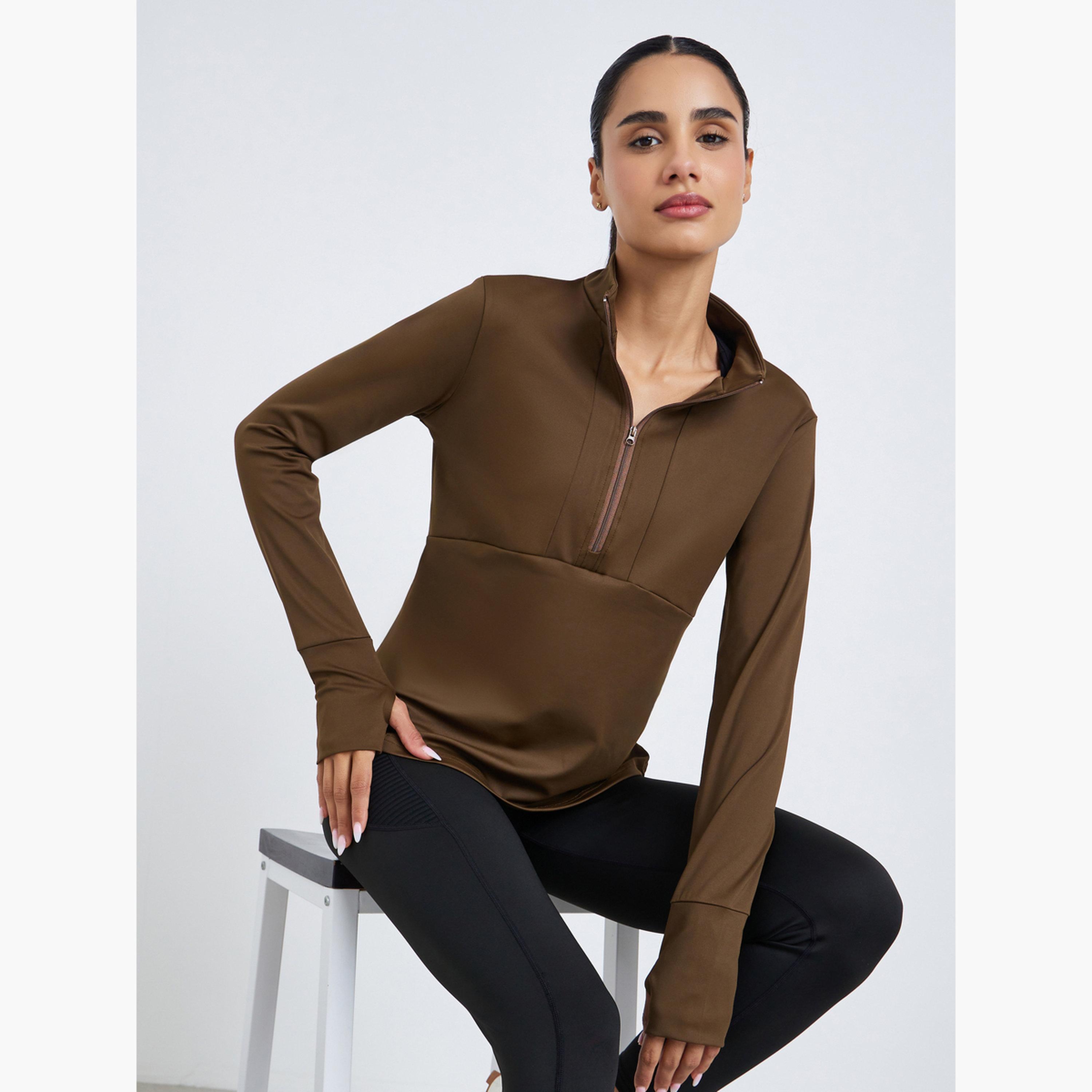 بلوزة بأكمام طويلة ونصف سحاب مع شعار مطاطي-women-clothing-tshirts-image-3