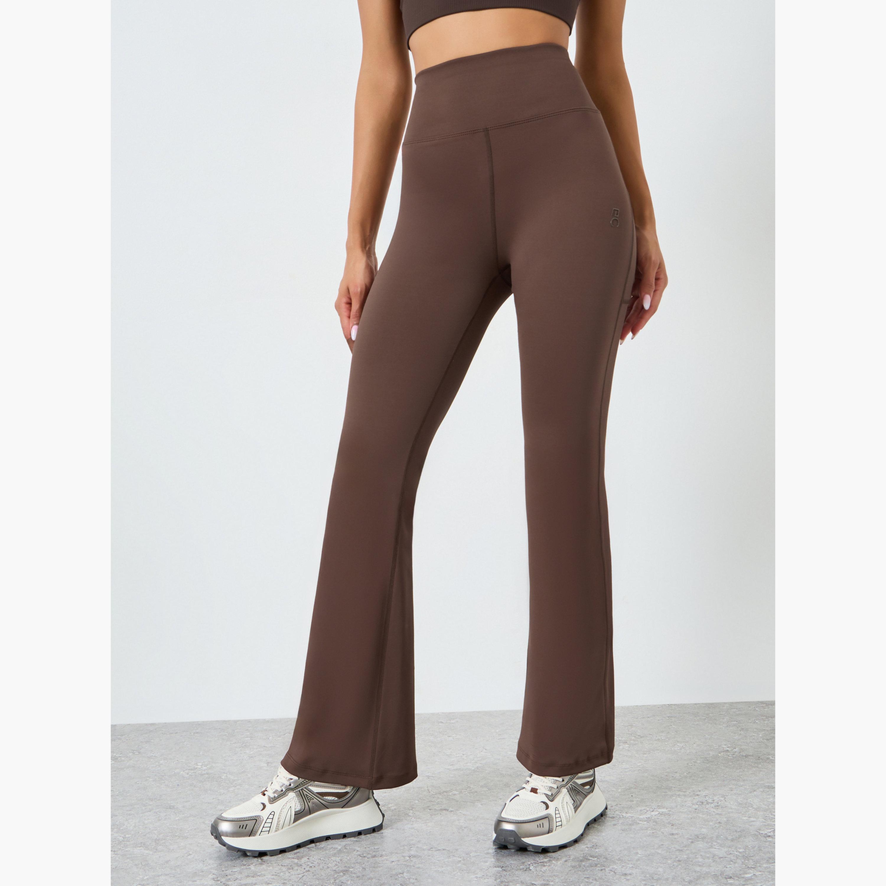 ليقنز بشعار مطاطي خلفي وتفاصيل عاكسة-women-clothing-bottoms-leggings-image-1