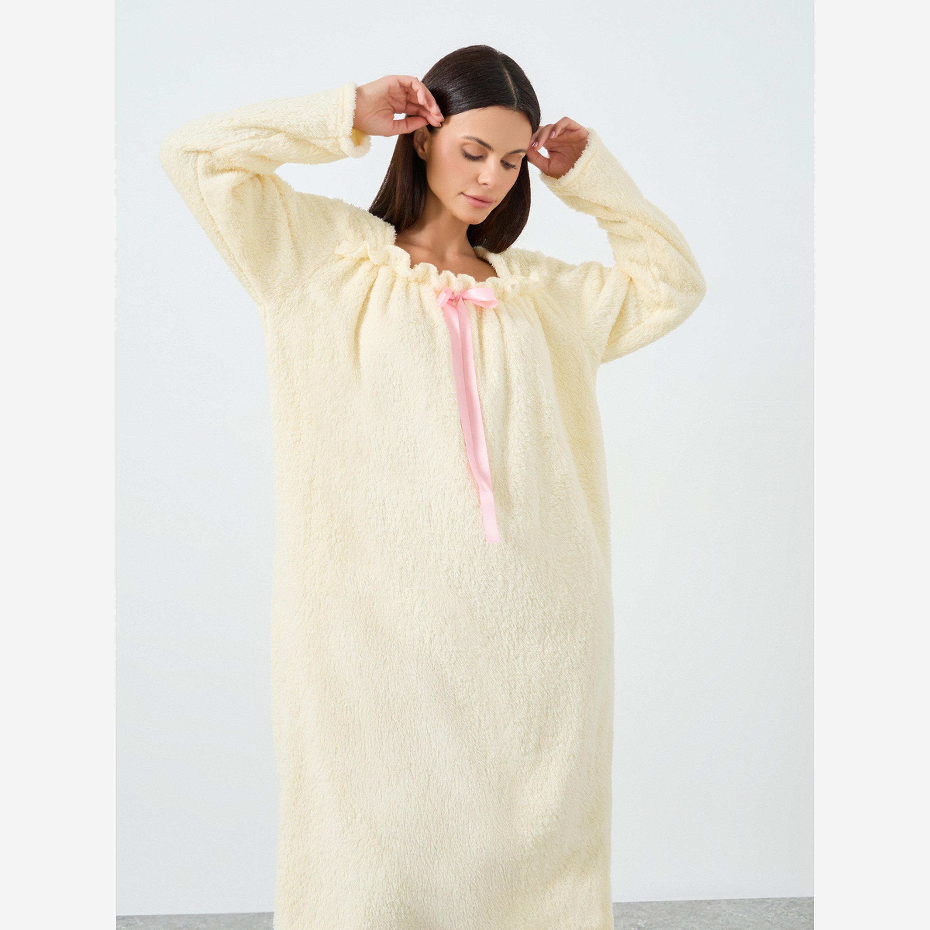 Styli Off White Fleece Lace Front Nightdress-women-clothing-nightwear-nighties-image-2