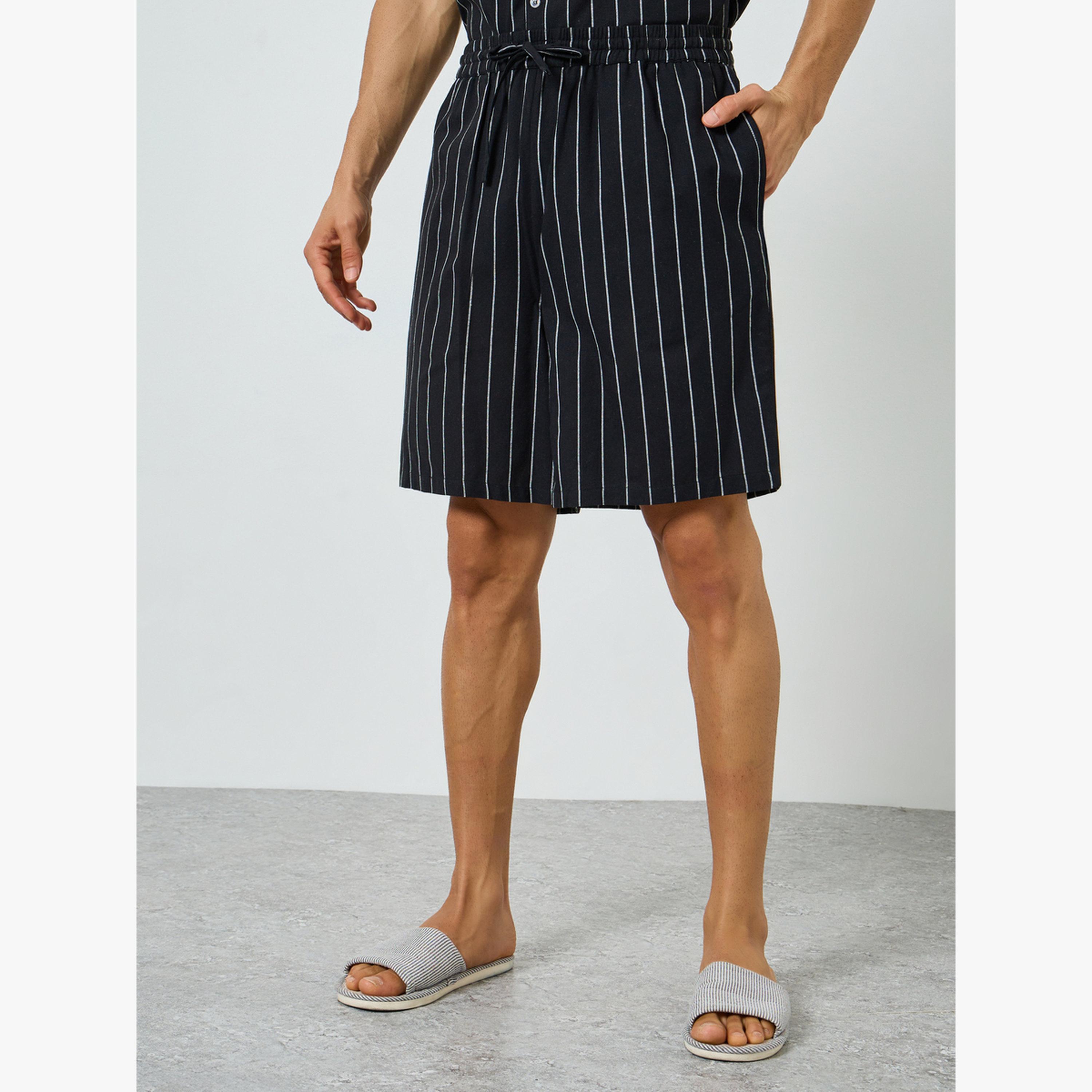 مجموعة من قميص قطن مخطط وشورت للرجال-men-clothing-nightwear-sets-image-4