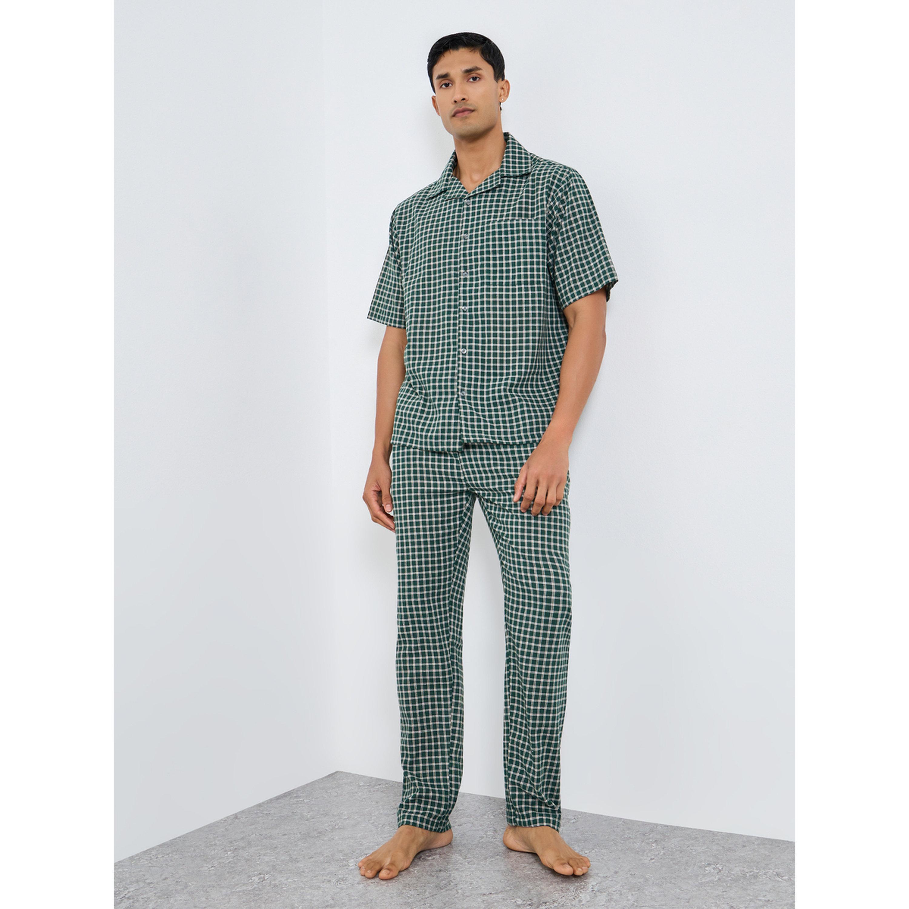 طقم بيجاما من بنطال وقميص قطني مربعات للرجال بقصة مريحة-men-clothing-nightwear-sets-image-1