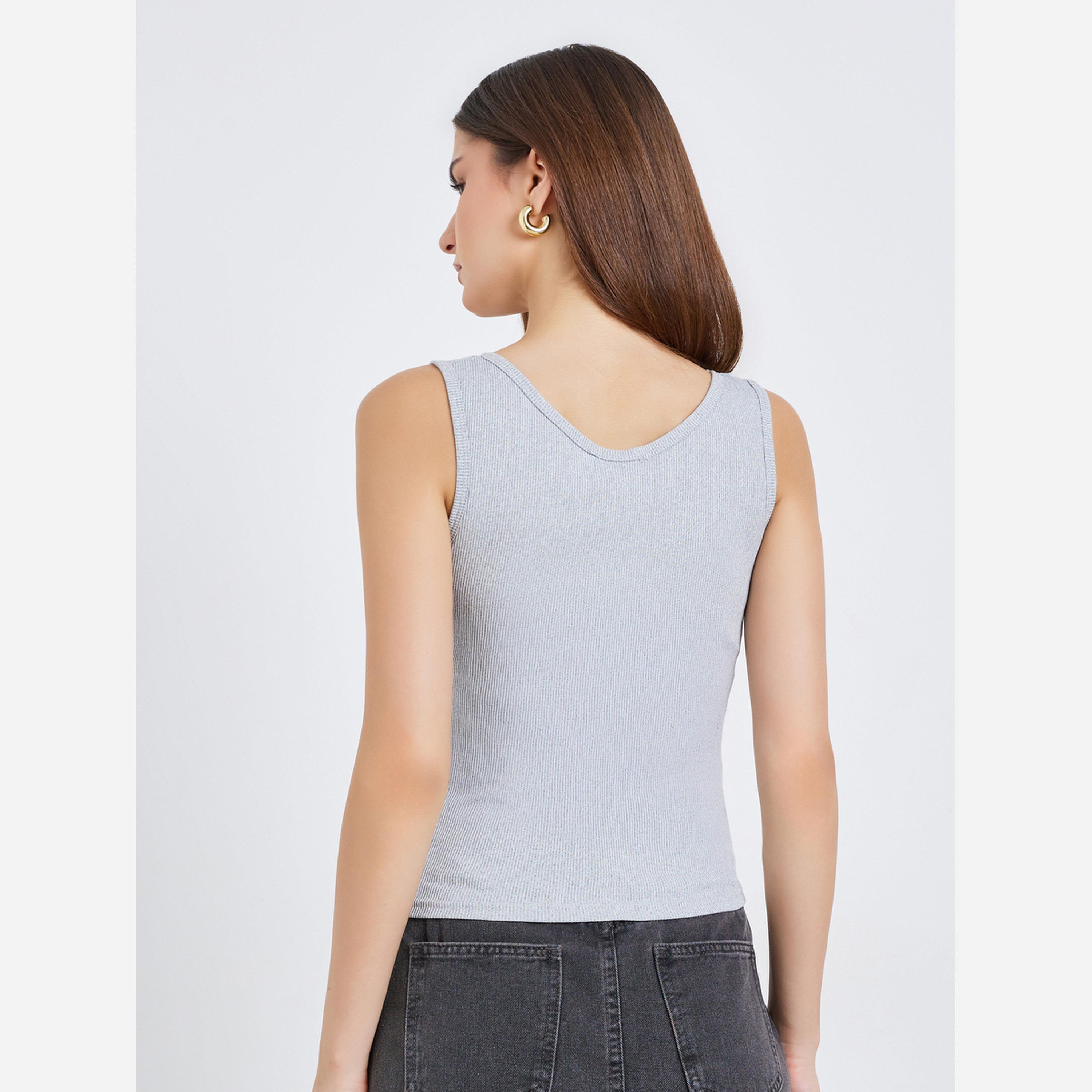 ستايلي - بلوزة للنساء لون رمادي ياقة مربعة مضلعة-women-clothing-tshirts-image-5