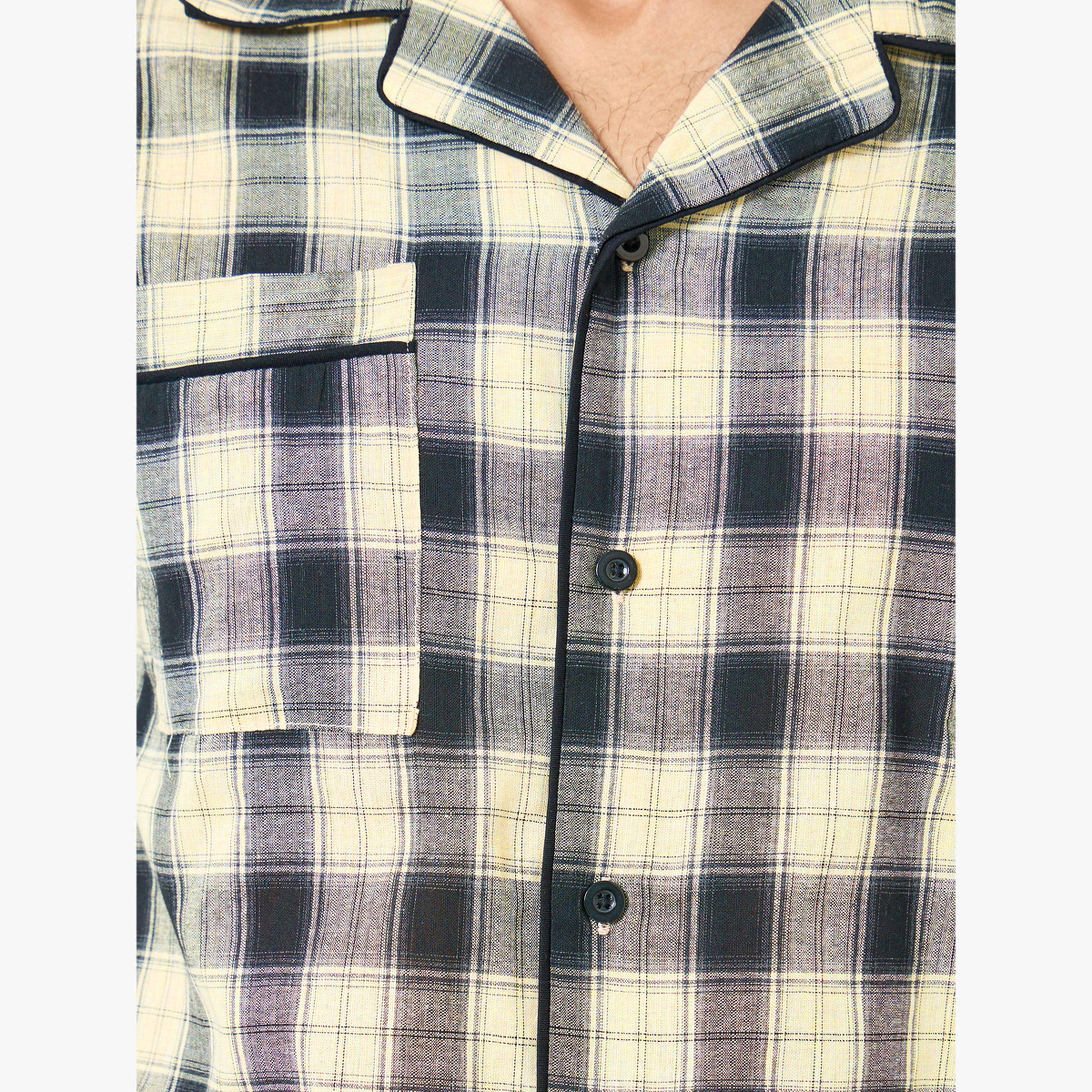 طقم بيجاما من بنطال وقميص بطبعة مربعات-men-clothing-nightwear-sets-image-5