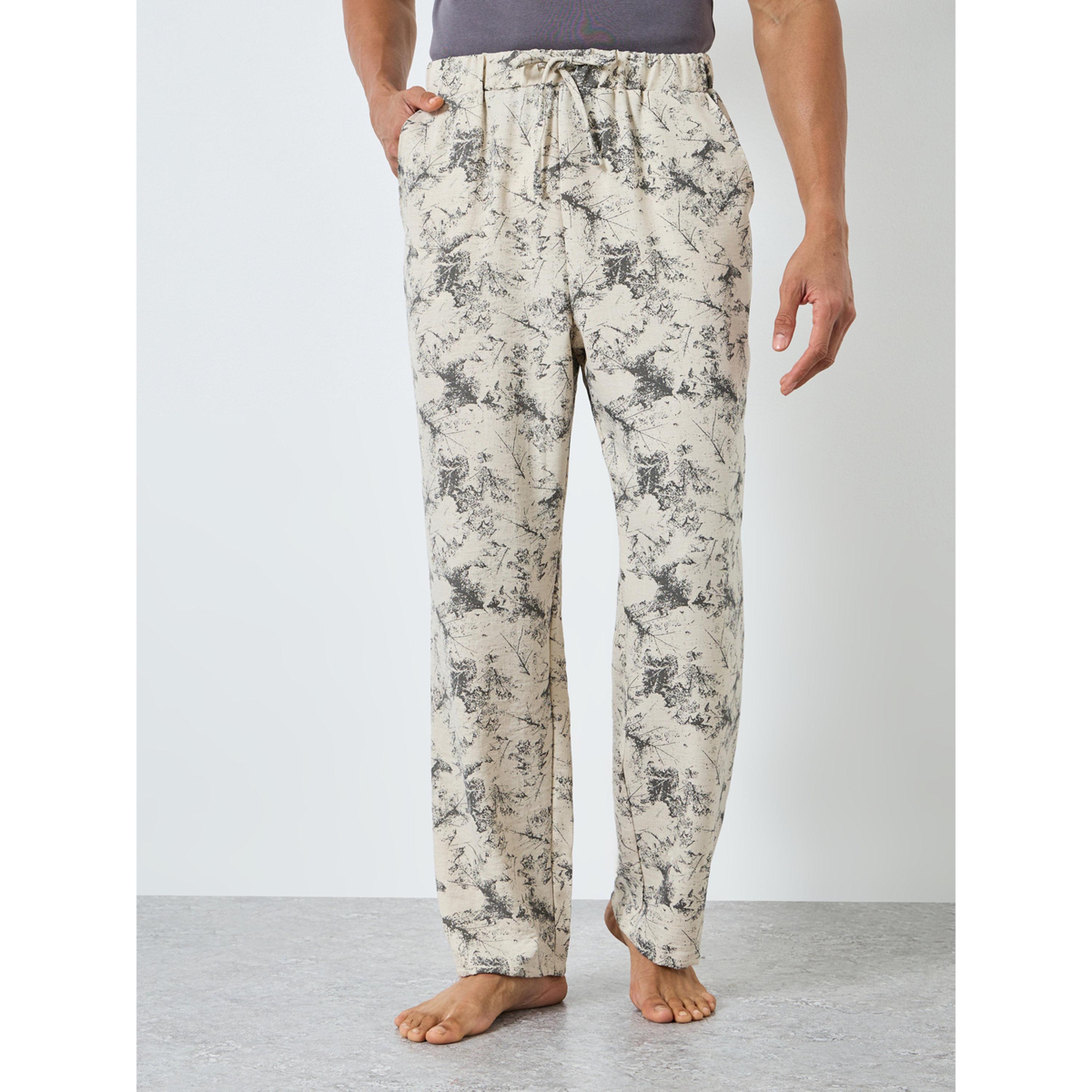 بنطال بيجاما مطبع بقصة مريحة-men-clothing-nightwear-pyjamaandshorts-image-1