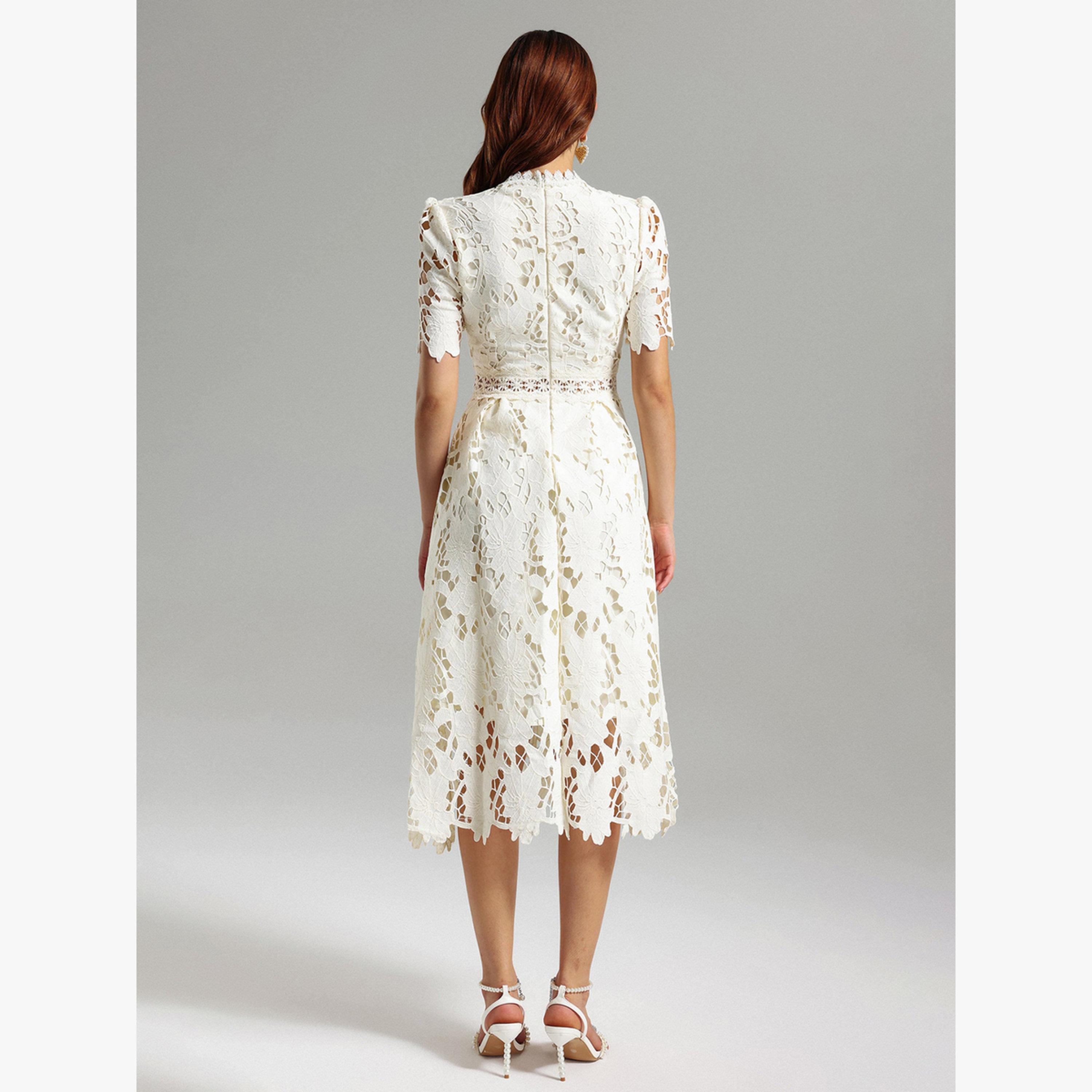 فستان بطول الركبة مع تفاصيل دانتيل وأكمام قصيرة-women-clothing-dresses-image-6