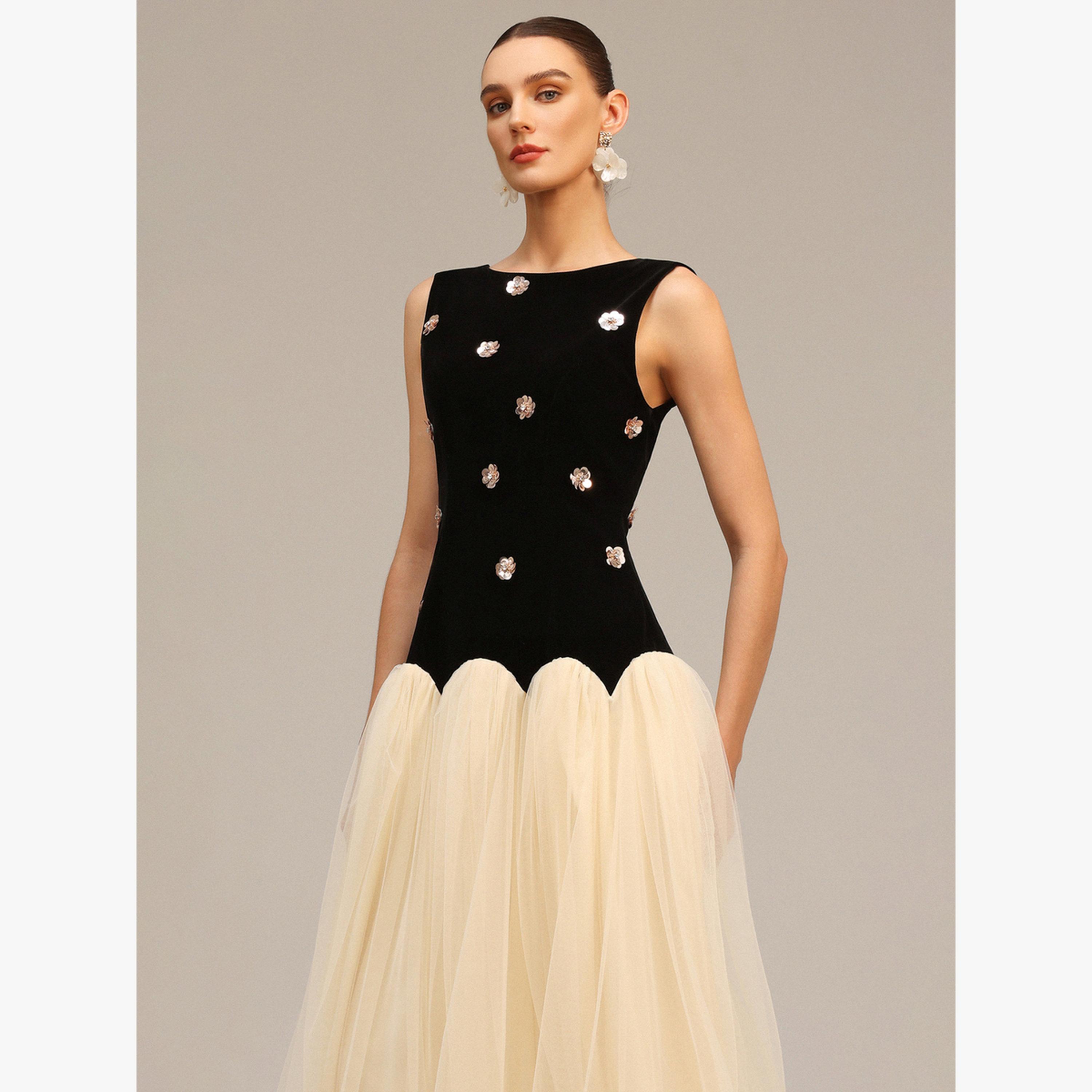 فستان طويل بلا أكمام بتفاصيل مرقعة مخمل مع تول-women-clothing-dresses-image-6