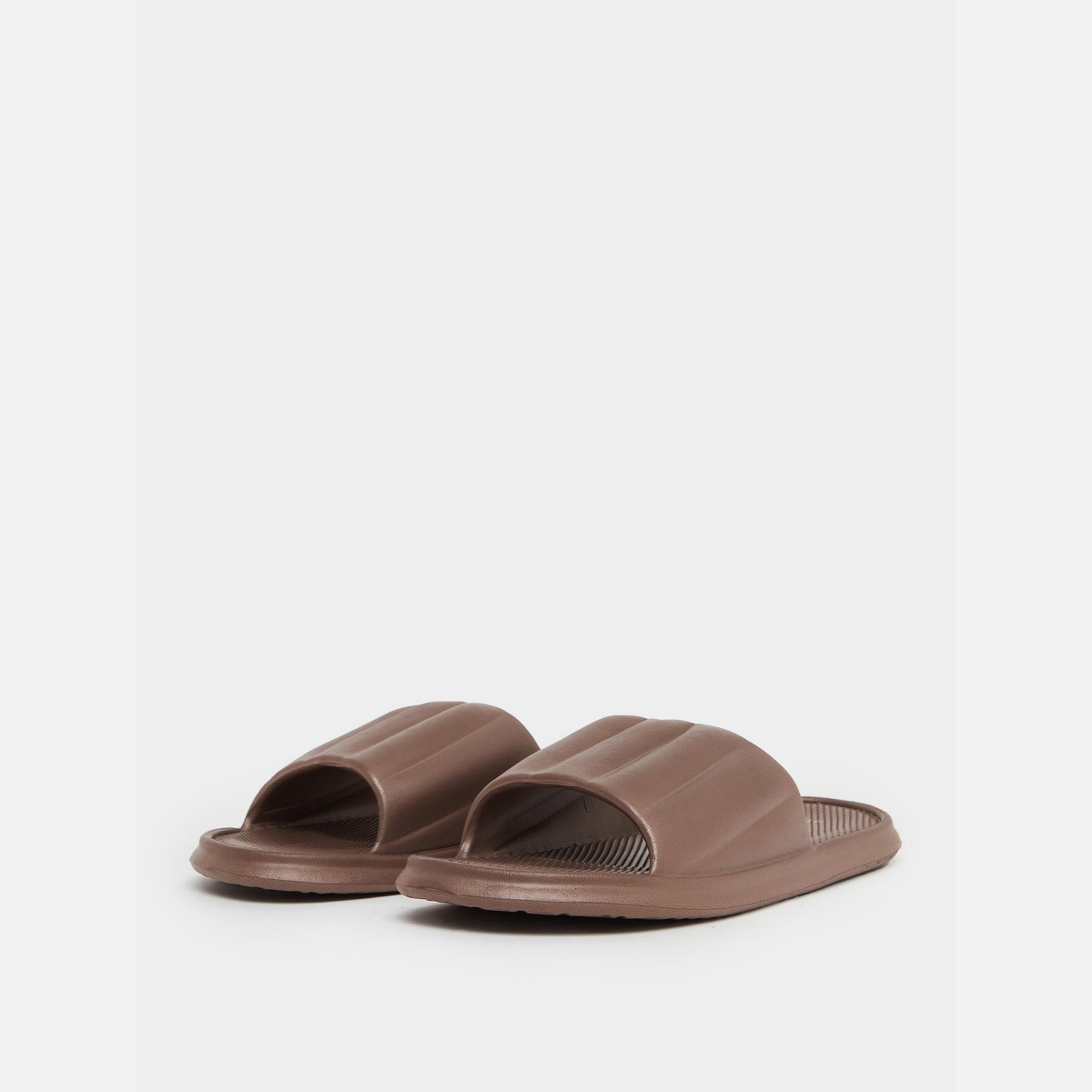 ستايلي - شبشب بسطح بارز-men-shoes-flipflopsandslides-image-1
