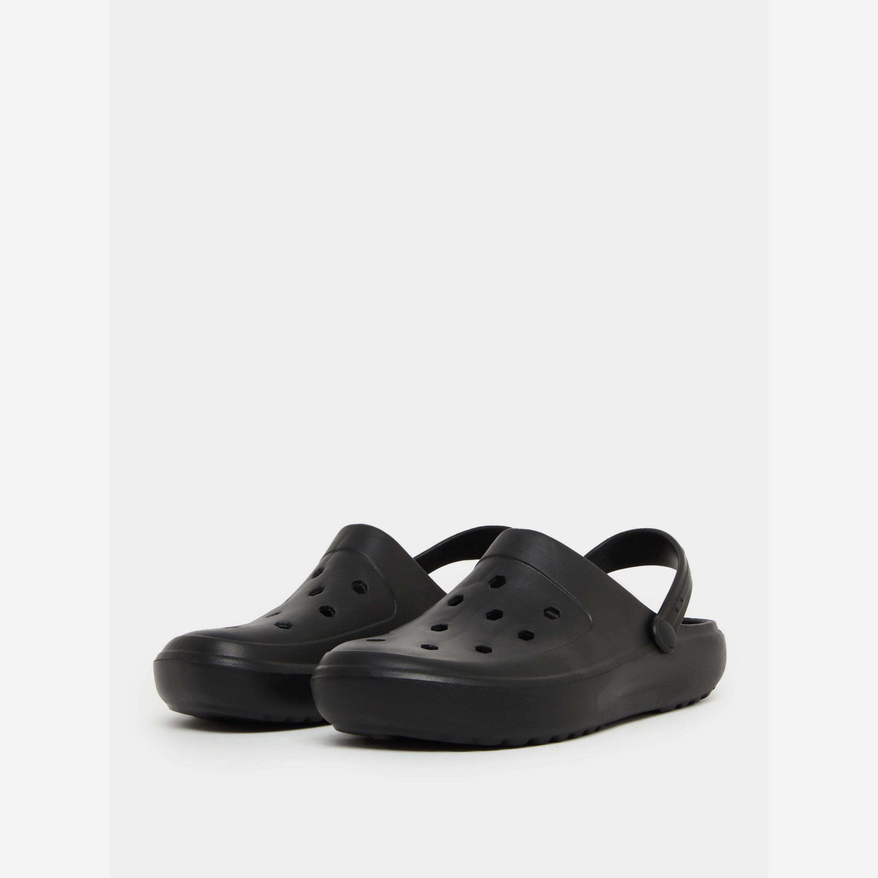 ستايلي - حذاء رجالي لون اسود سهل الارتداء ومريح-men-shoes-flipflopsandslides-image-1