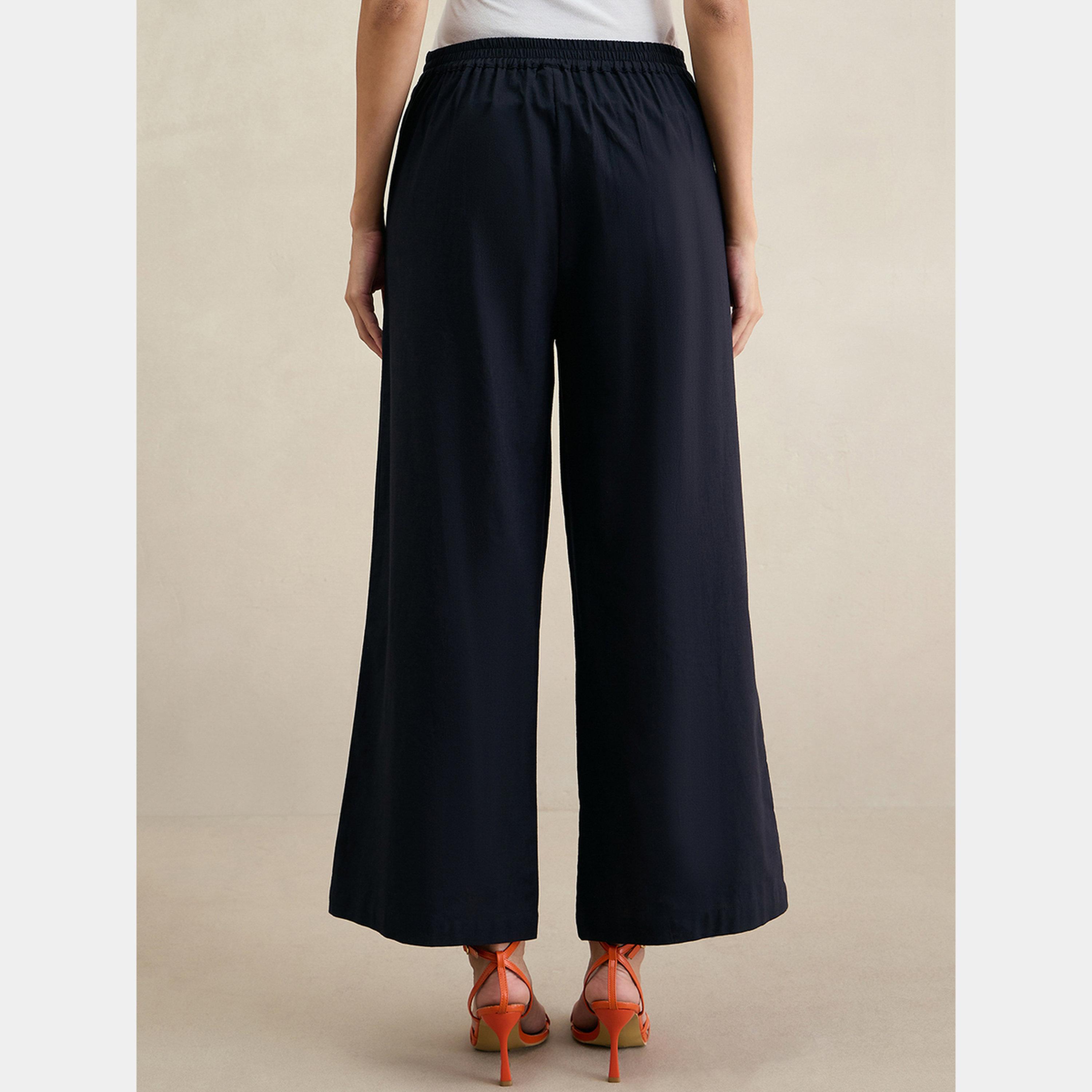 فيميلا - بنطال قطني أسود بقصّة مستقيمة-women-clothing-bottoms-trousers-image-3