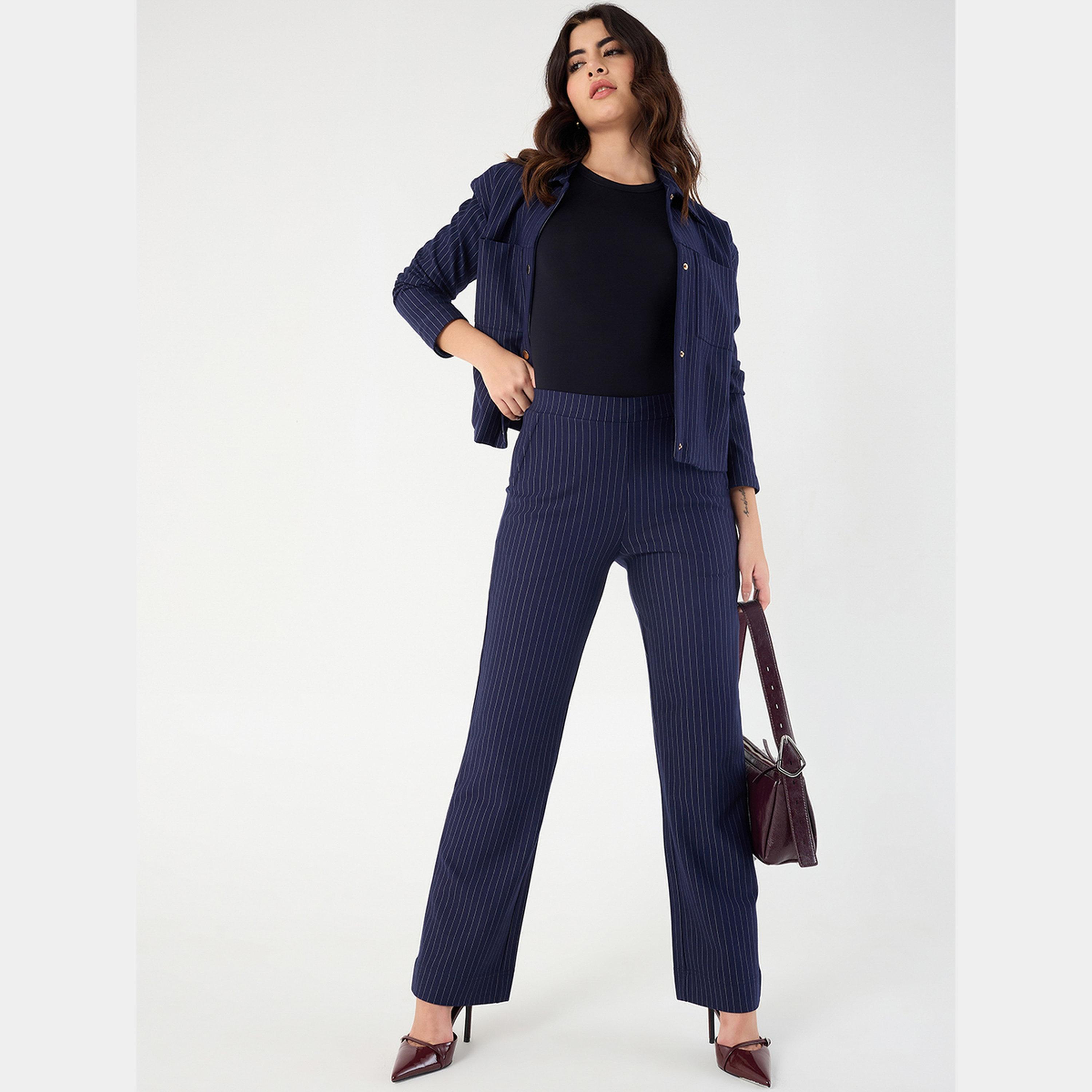 فيميلا - بنطال مخطط أزرق داكن بقصّة عادية-women-clothing-bottoms-trousers-image-2