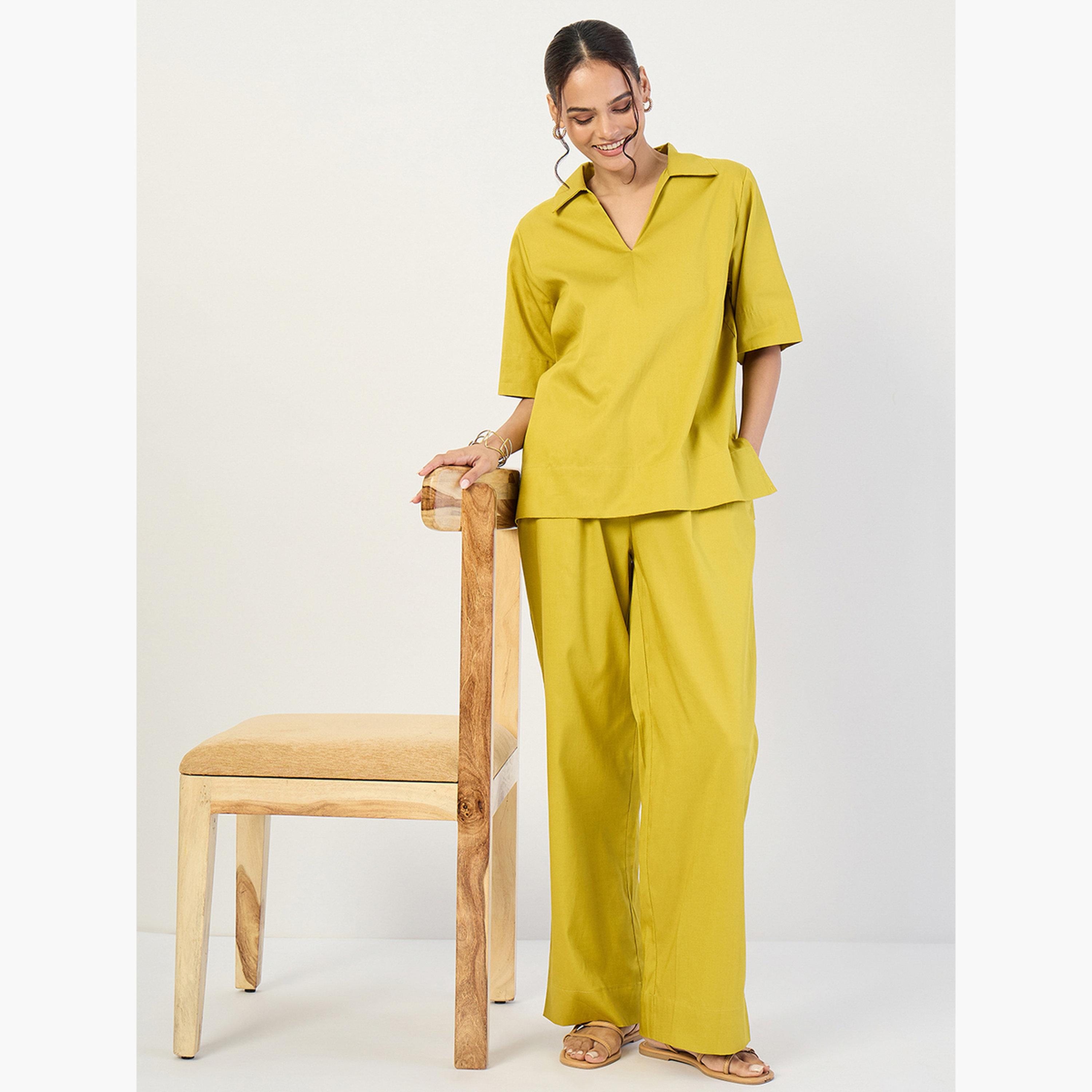 فيميلا - طقم نسائي من بلوزة وبنطال مفتوحين لون أخضر-women-clothing-coordsets-image-4