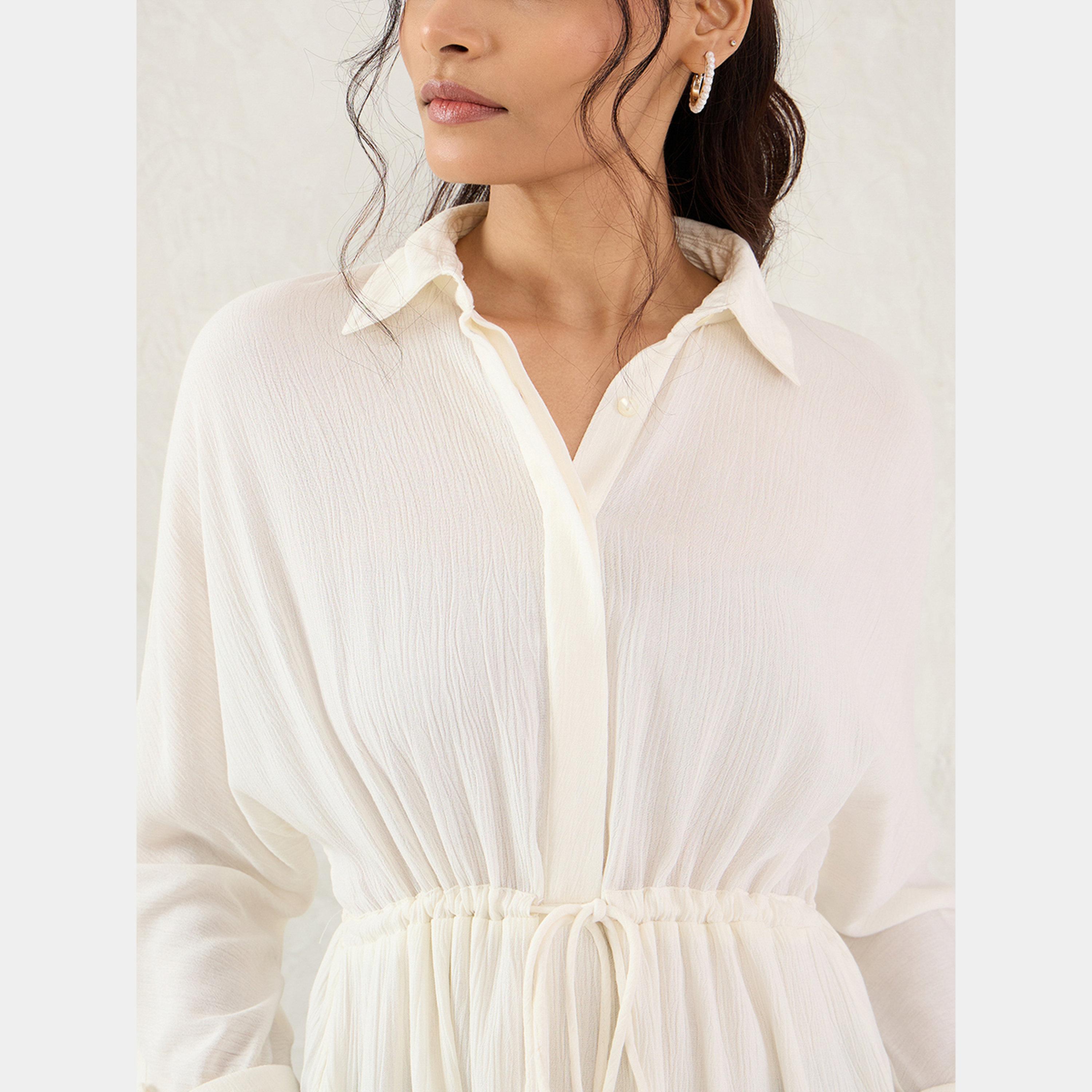 فيميلا - فستان ماكسي نسائي بأكمام طويلة وياقة مجعدة ومزخرف لون اوف وايت-women-clothing-dresses-image-4