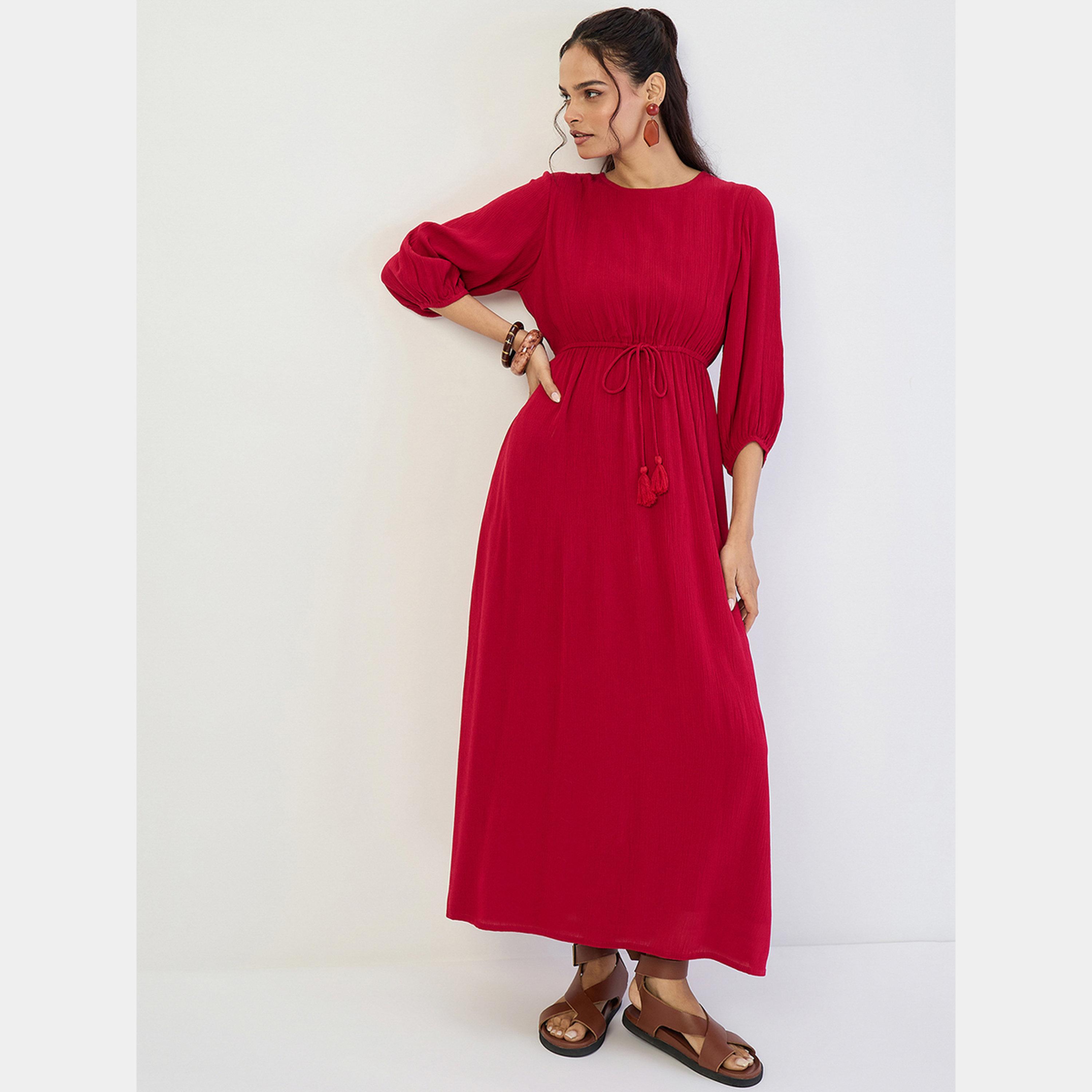 فيميلا - فستان ماكسي أحمر غامق مكشكشة برقبة دائرية وأكمام 3/4 للنساء-women-clothing-dresses-image-6