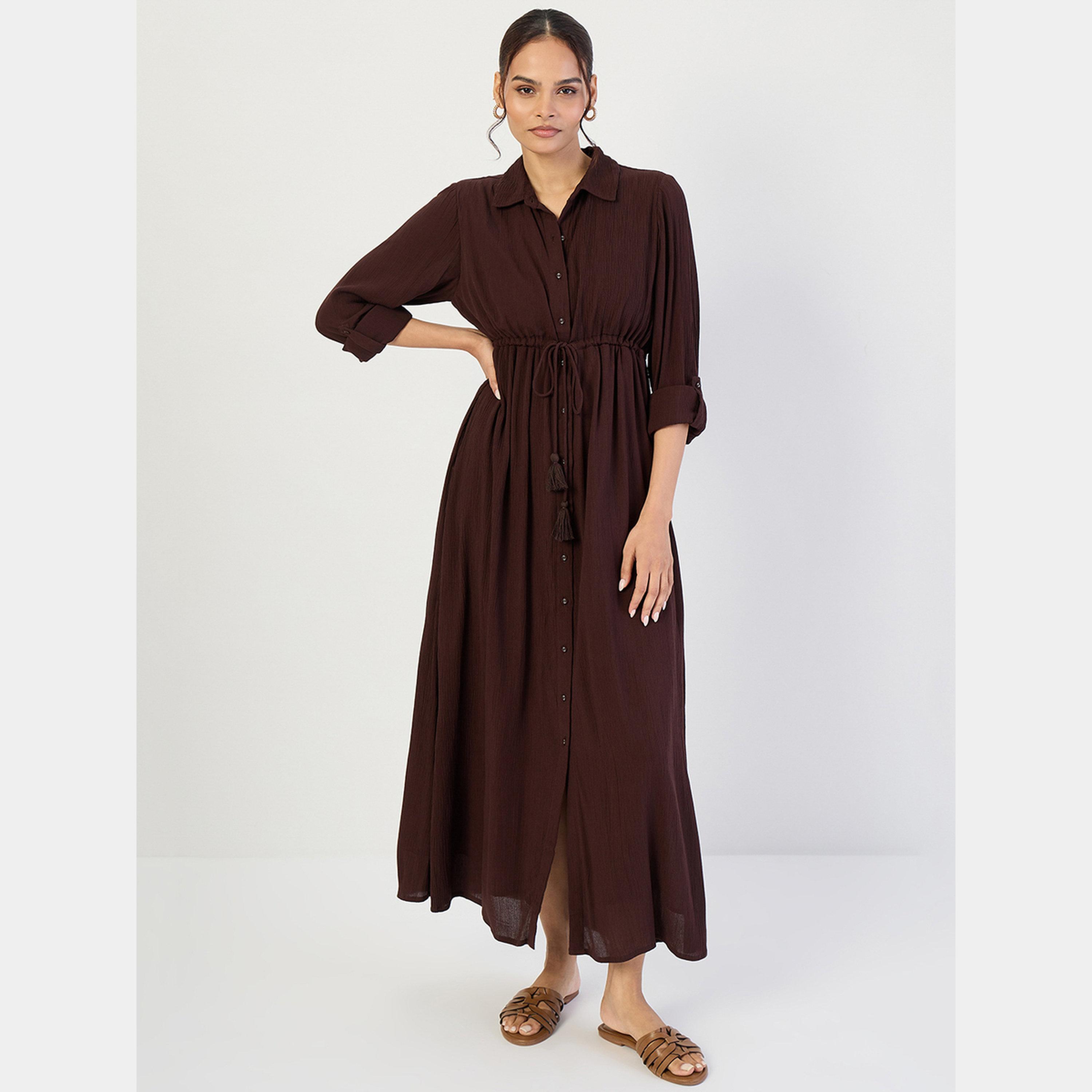 فيميلا - فستان ماكسي نسائي بأكمام 3/4 وياقة مجعدة لون القهوة-women-clothing-dresses-image-1