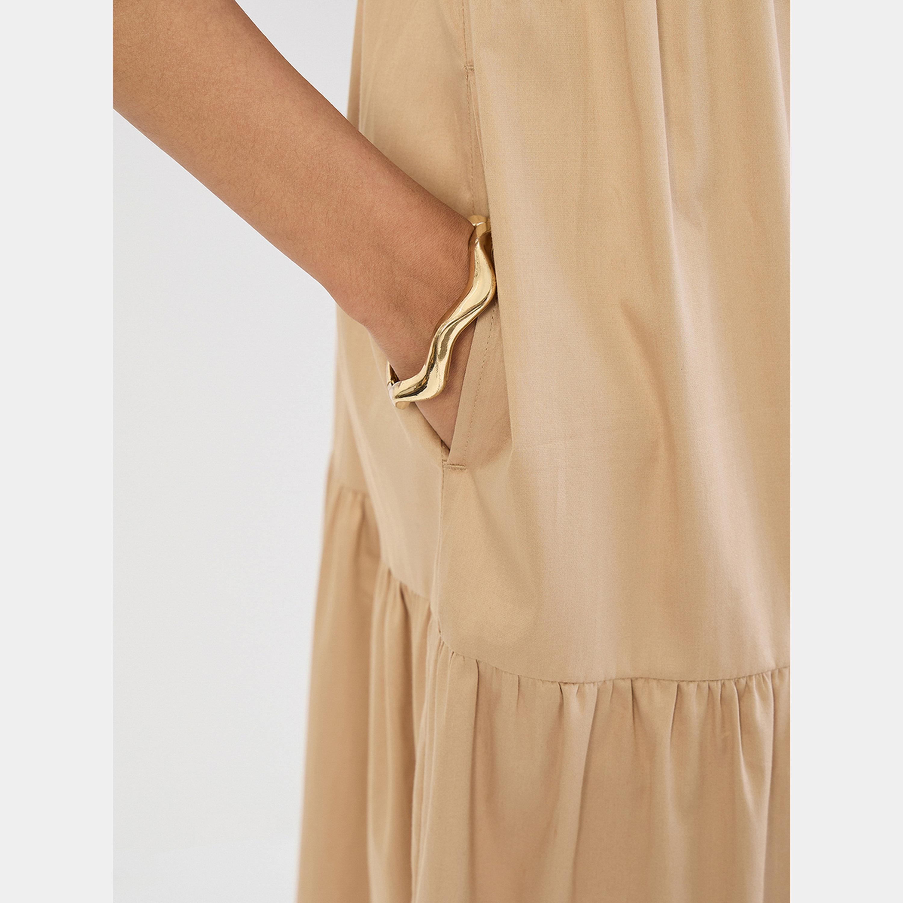 فيميلا - فستان ماكسي طبقات قطن نسائي بياقة حرف V أكمام منتفخة لون بيج-women-clothing-dresses-image-5