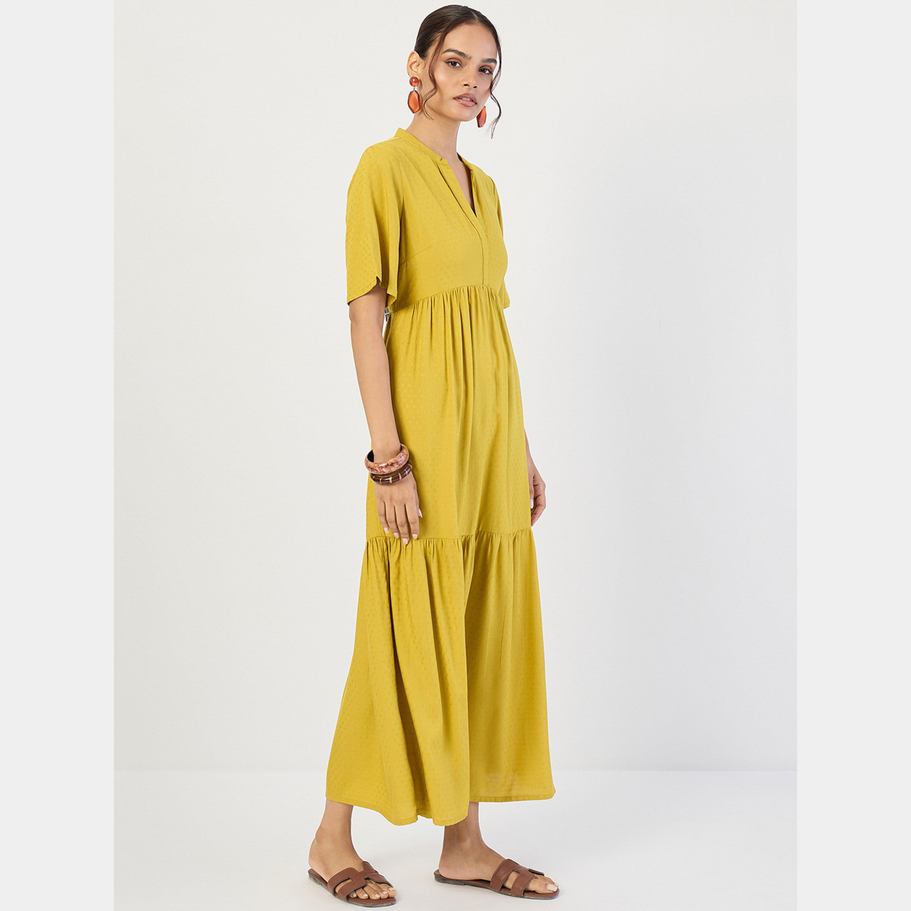 فيميلا - فستان ماكسي طبقات للنساء لون الخردل دوبي ماندرين بأكمام واسعة-women-clothing-dresses-image-2