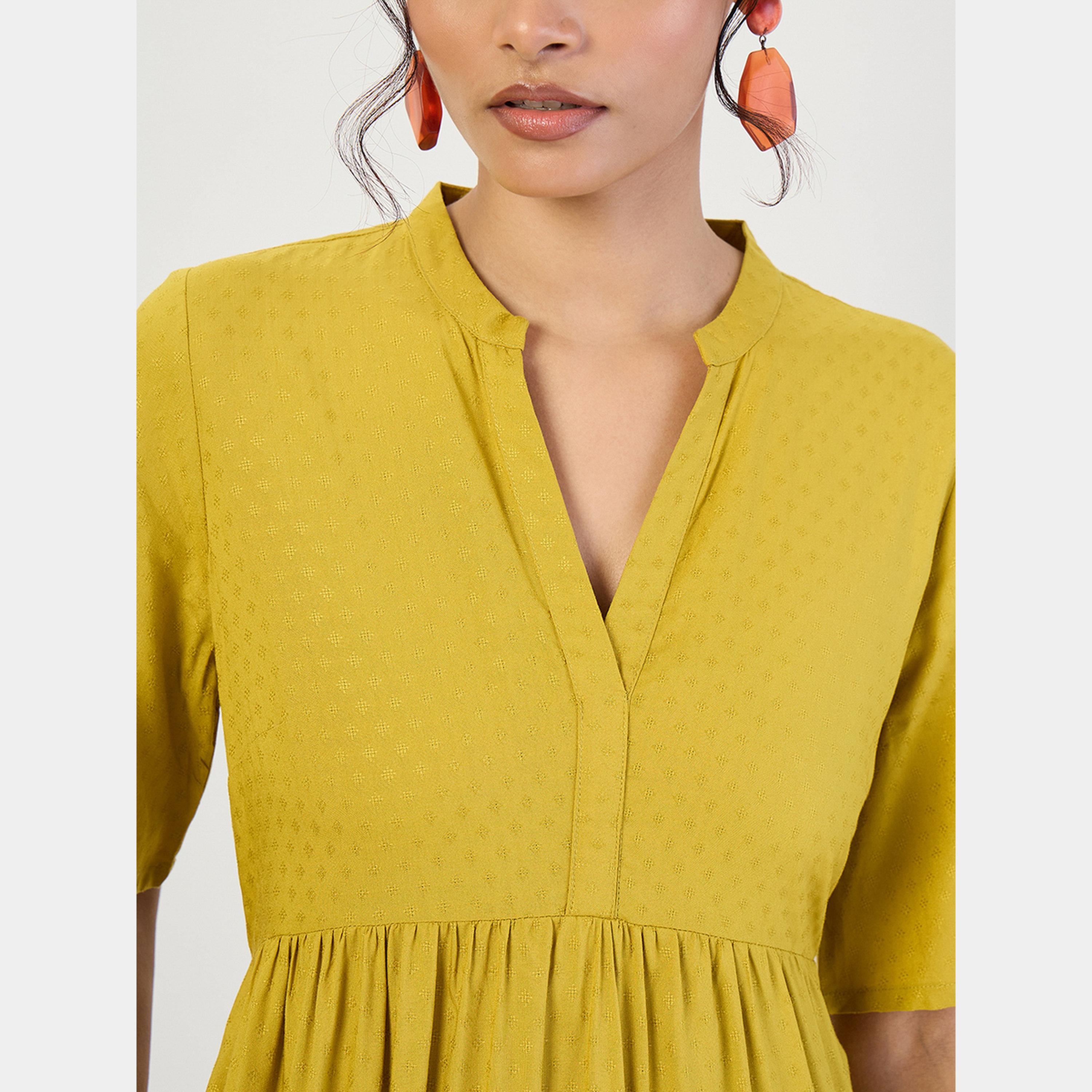 فيميلا - فستان ماكسي طبقات للنساء لون الخردل دوبي ماندرين بأكمام واسعة-women-clothing-dresses-image-4