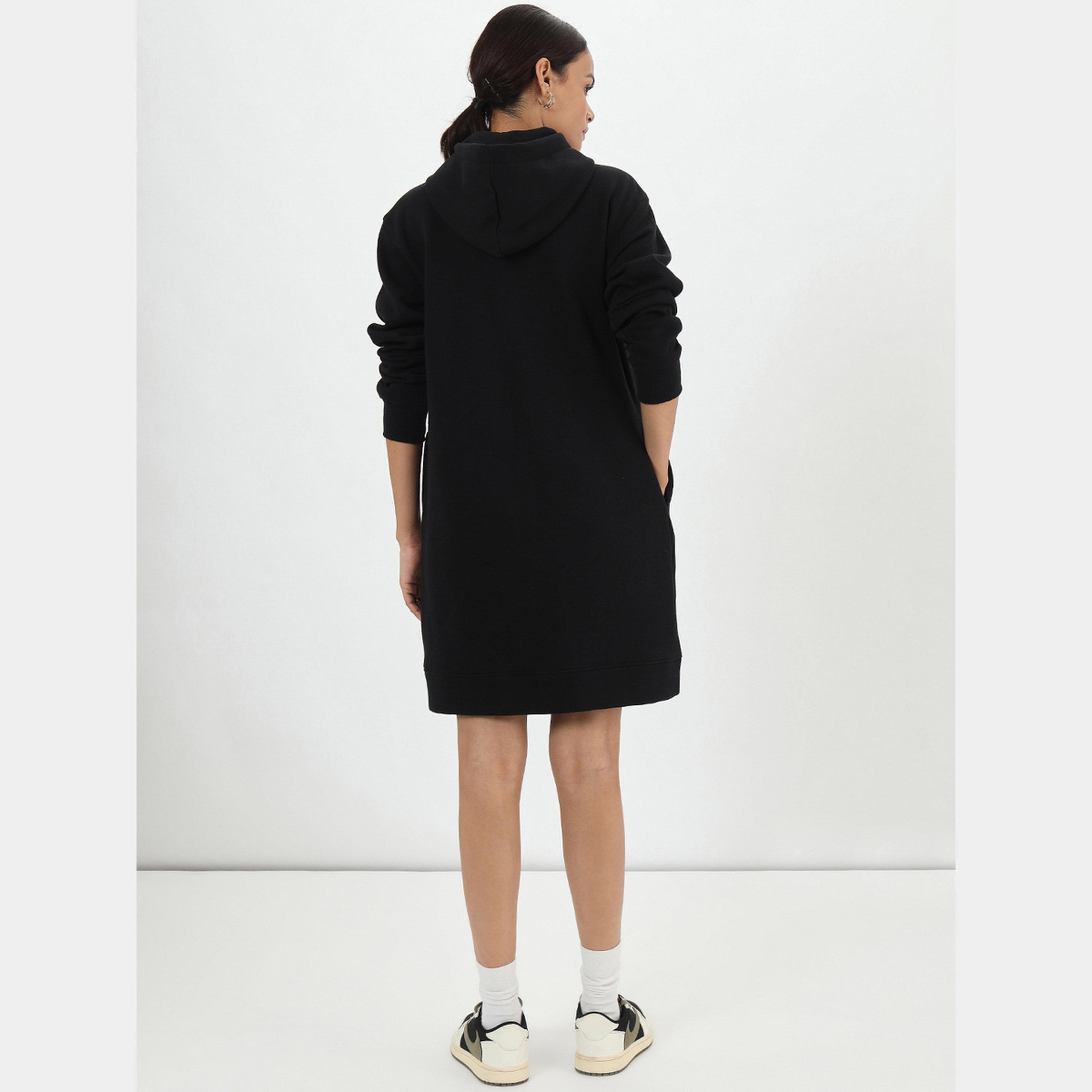 فيميلا - فستان نسائي صوف قصير أكمام طويلة وياقة بغطاء للرأس لون أسود-women-clothing-dresses-image-3