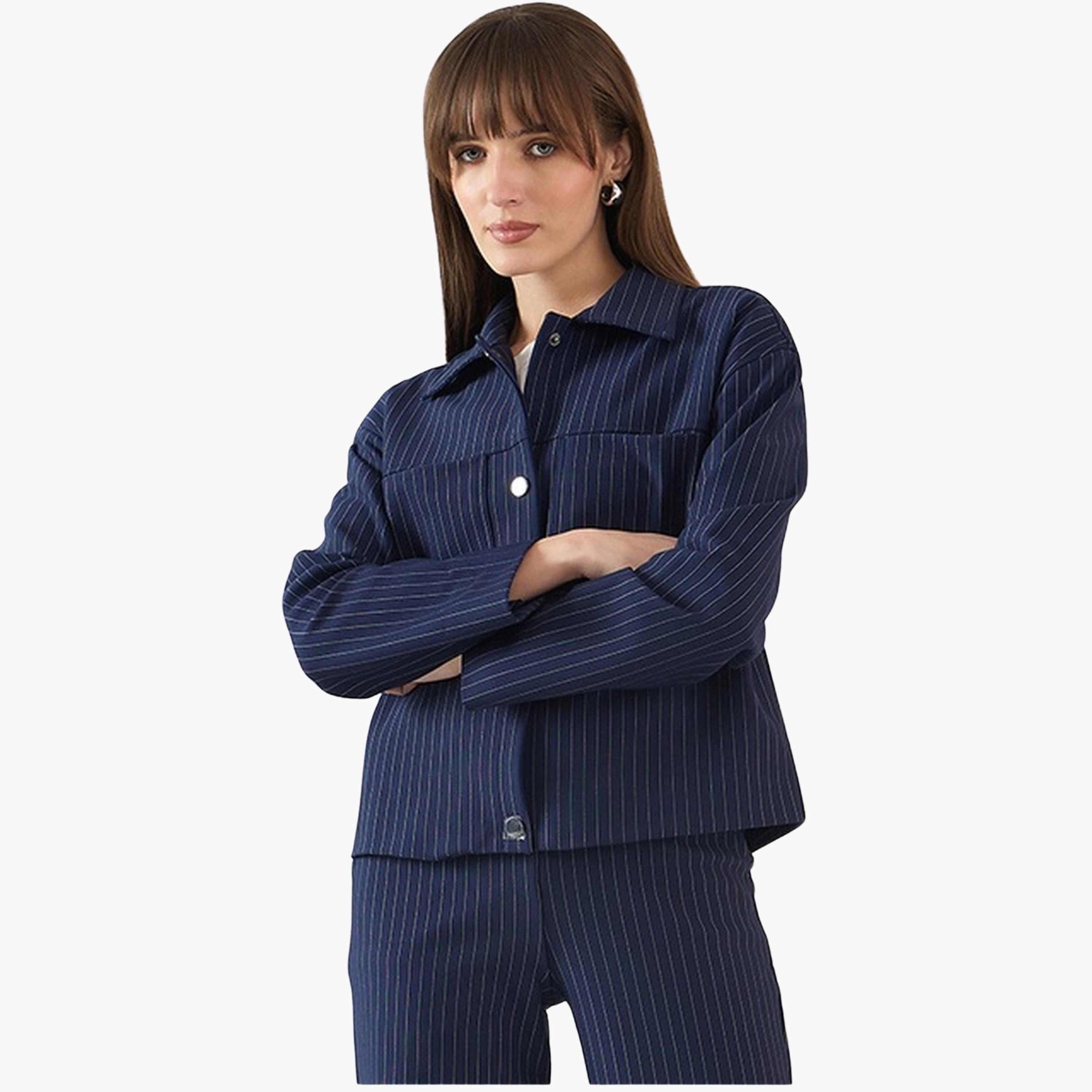 فيميلا - سترة نسائية مخططة بأكمام طويلة وياقة وأزرار-women-winterwear-coatsandjackets-jackets-image-1