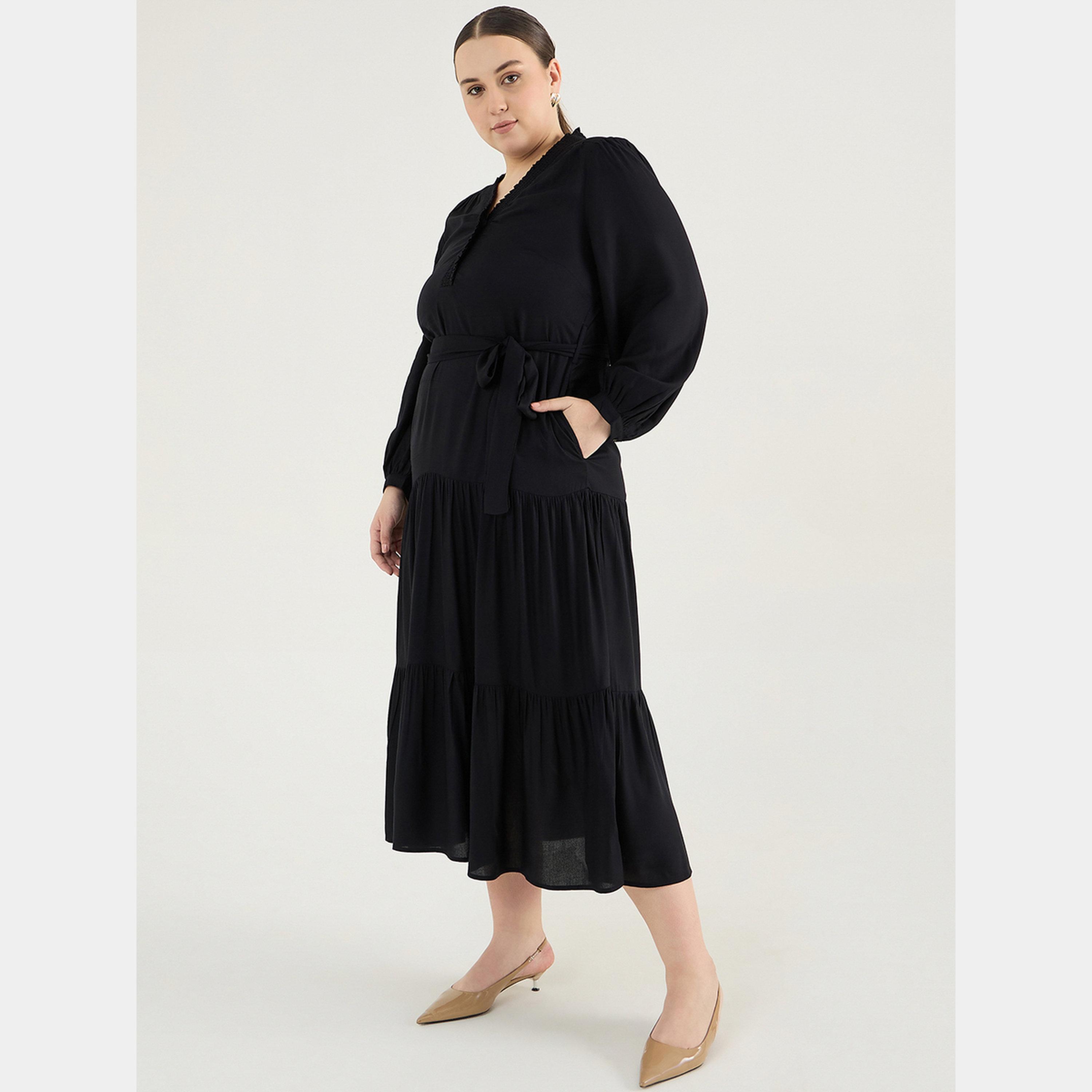 فيميلا - فستان ماكسي أسود رقبة حرف V أكمام طويلة مقاس واسع للنساء-women-clothing-dresses-image-2