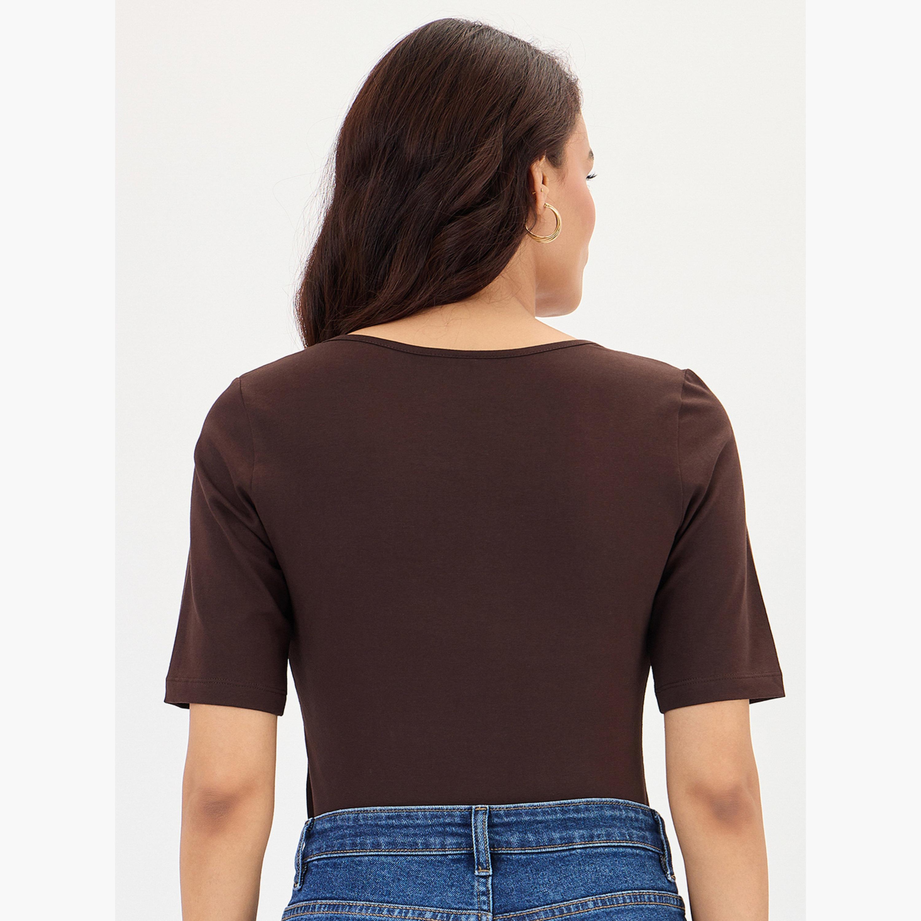 فيميلا - بدلة جسم لون بني برقبة مربعة وأكمام قصيرة-women-clothing-shirtsandblouses-blouses-image-6