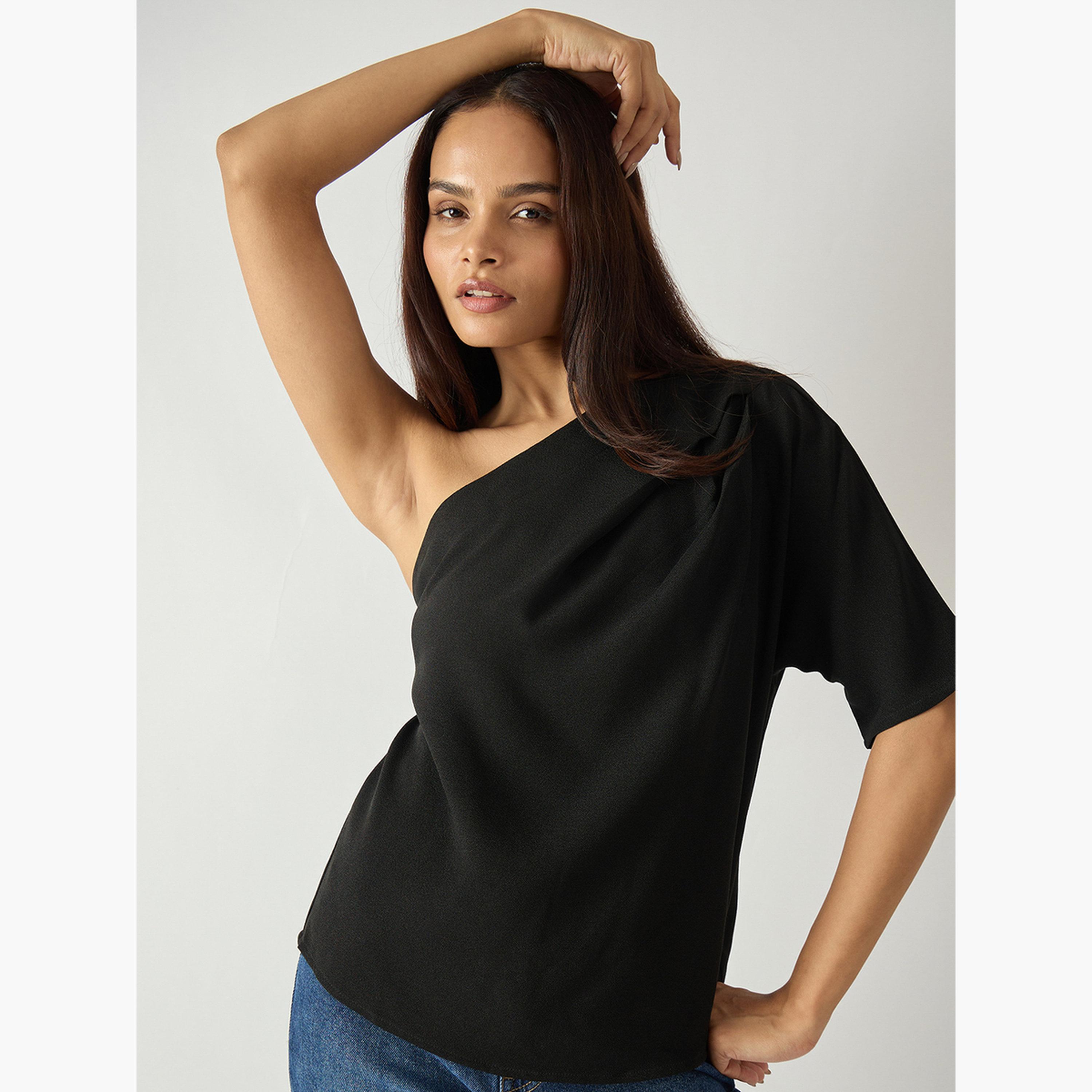 فيميلا - بلوزة سوداء سادة بكتف واحد-women-clothing-shirtsandblouses-blouses-image-4