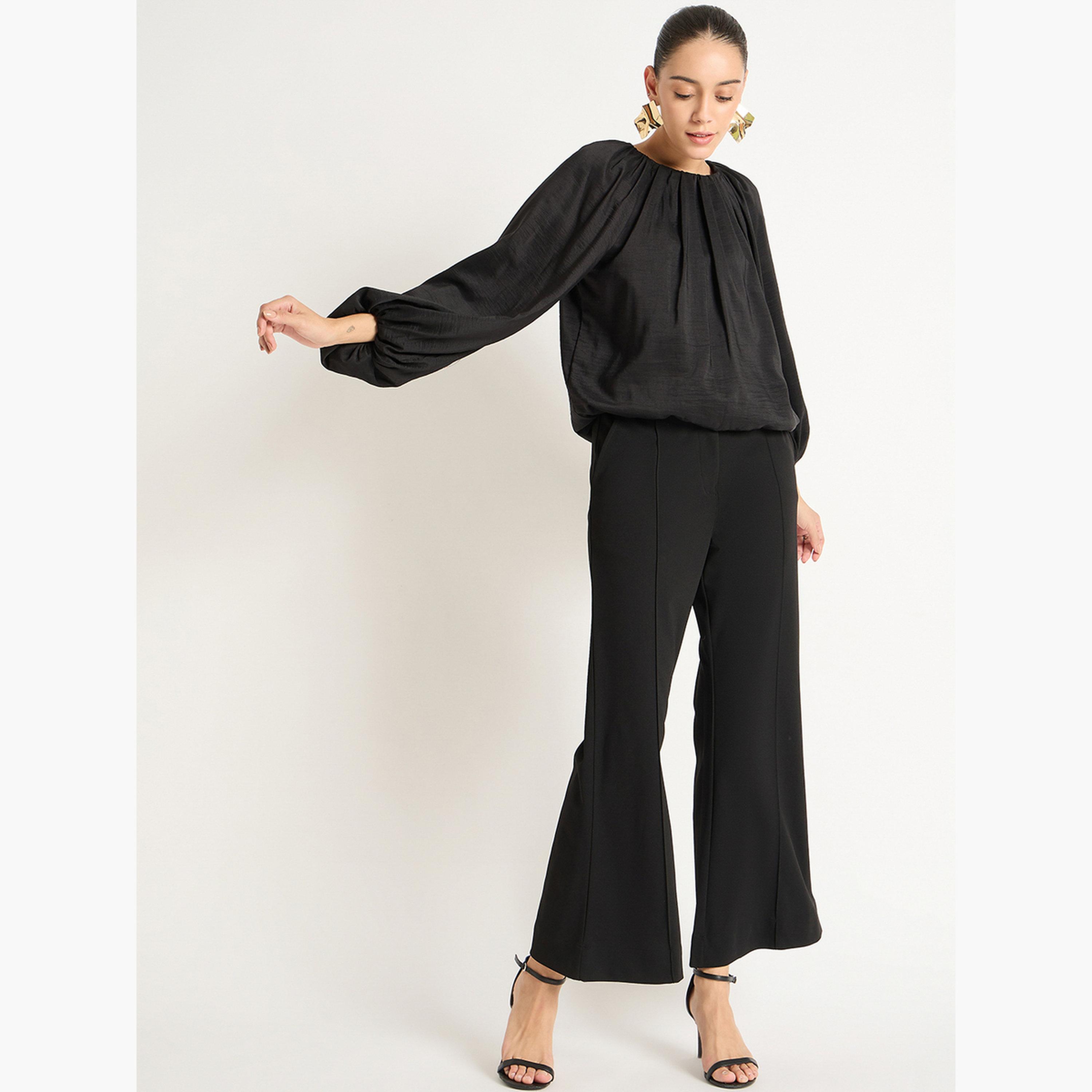 فيميلا - بلوزة سوداء بأكمام منفوخة ورقبة دائرية-women-clothing-shirtsandblouses-blouses-image-2