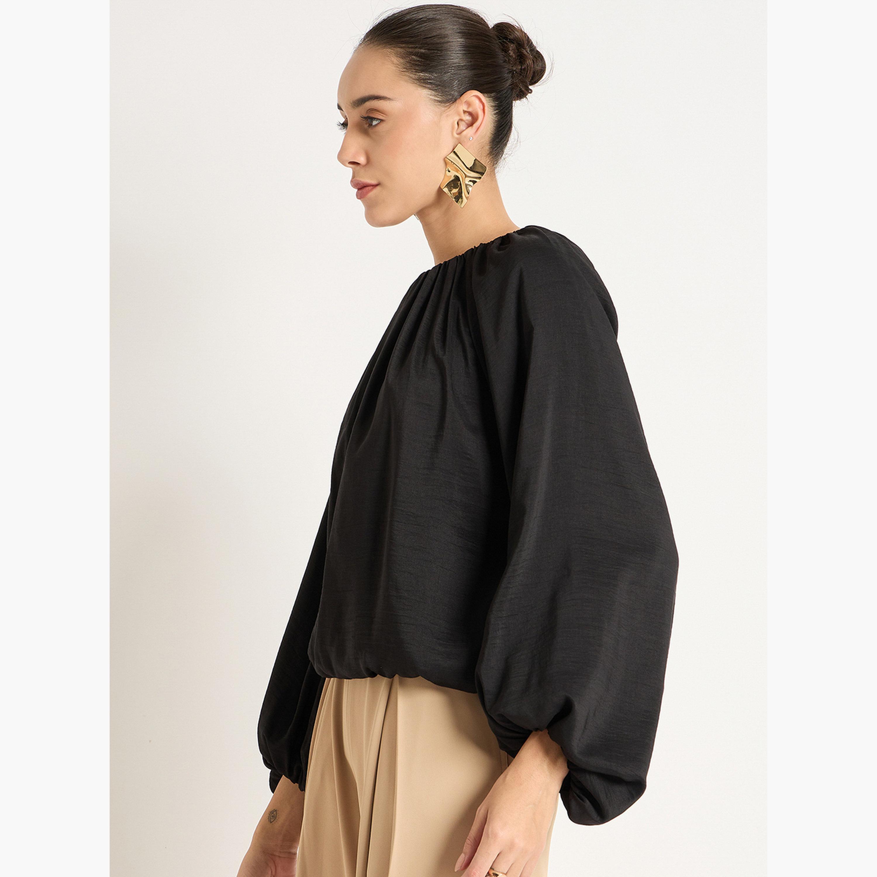 فيميلا - بلوزة سوداء بأكمام منفوخة ورقبة دائرية-women-clothing-shirtsandblouses-blouses-image-3