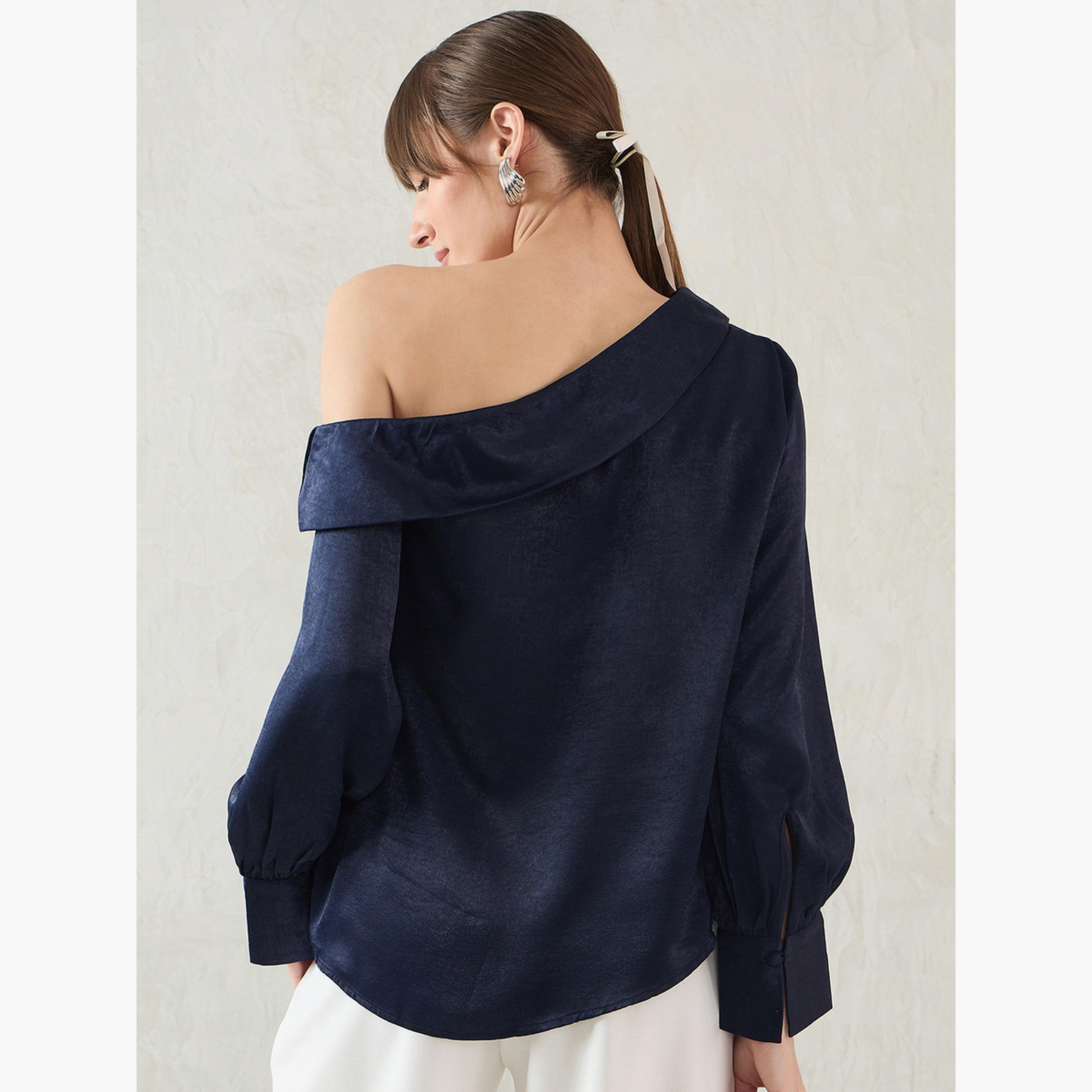 فيميلا - بلوزة ساتان بكتف واحد لون أزرق داكن-women-clothing-shirtsandblouses-blouses-image-5