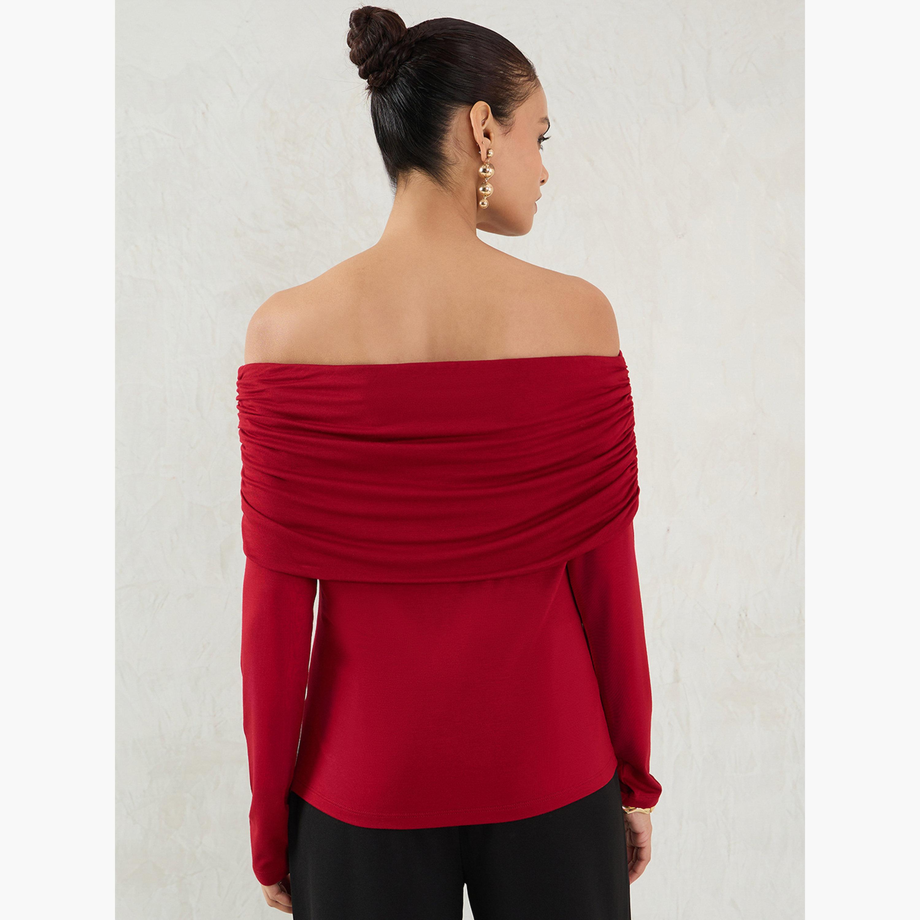فيميلا - بلوزة محبوكة لون أحمر داكن مع رقبة باردو وتفاصيل مجعدة-women-clothing-shirtsandblouses-blouses-image-6