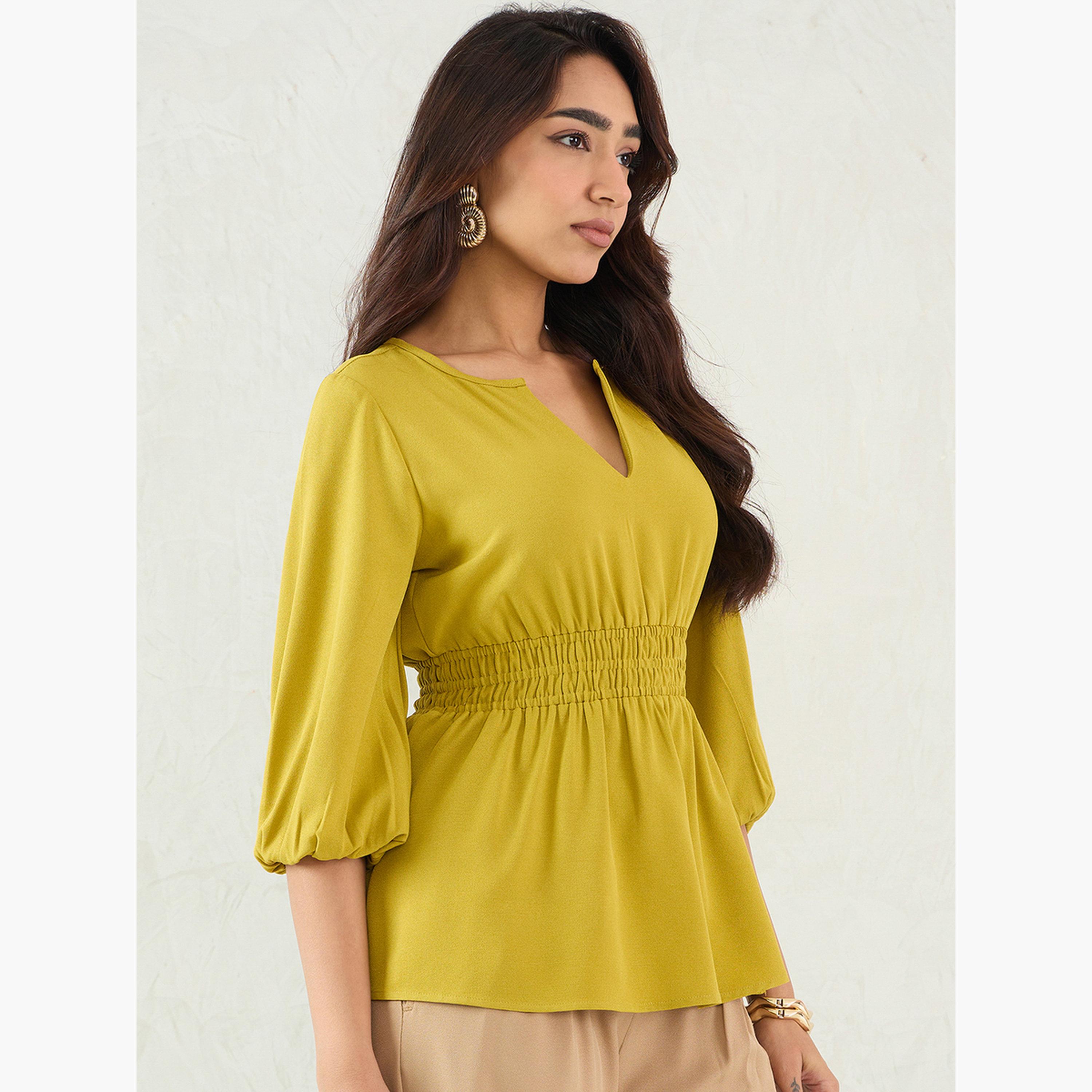 فيميلا - بلوزة خضراء سيترينية بخصر مشدود-women-clothing-shirtsandblouses-blouses-image-3