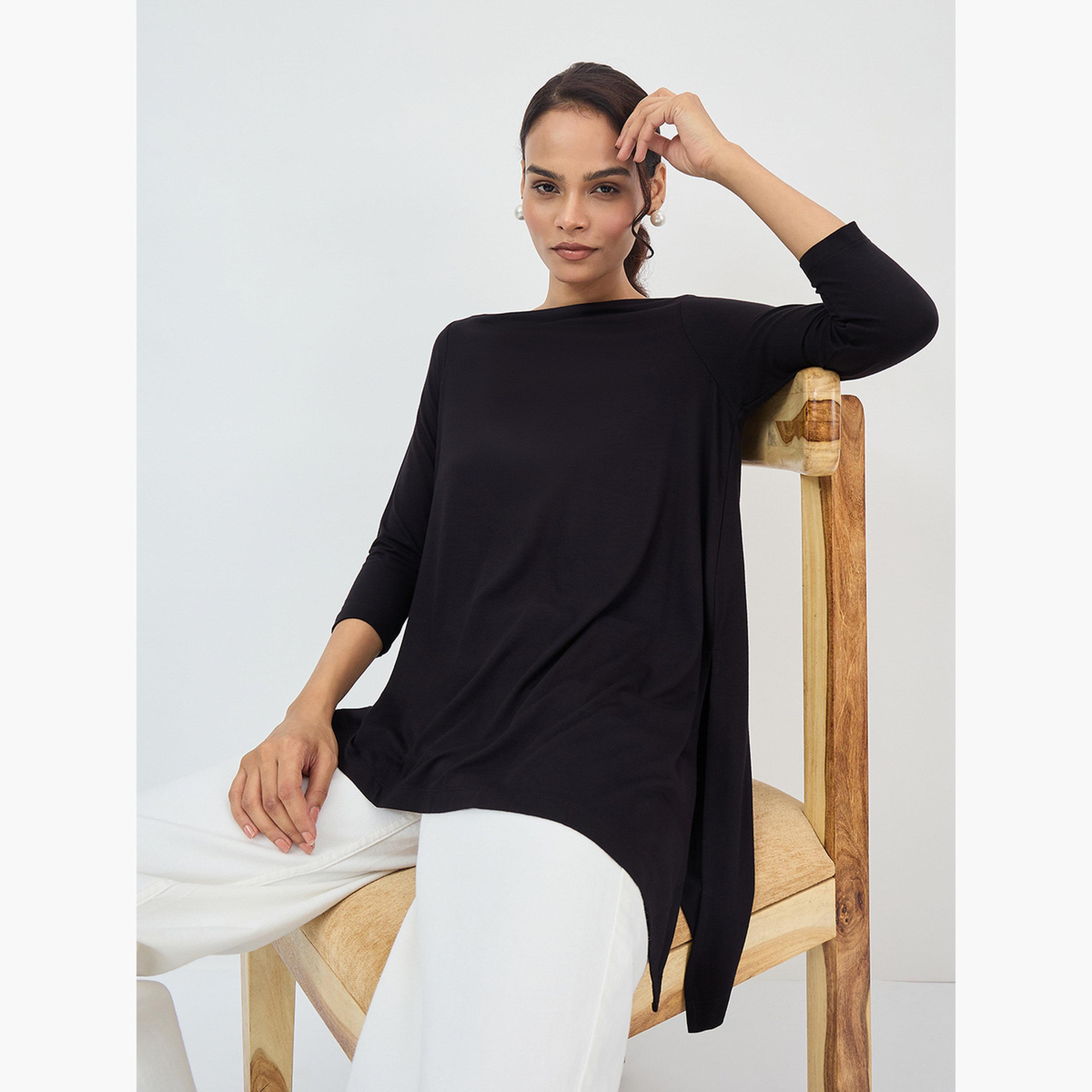 فيميلا - بلوزة سوداء بحافة غير متماثلة وأكمام بطول 3/4-women-clothing-tshirts-image-6