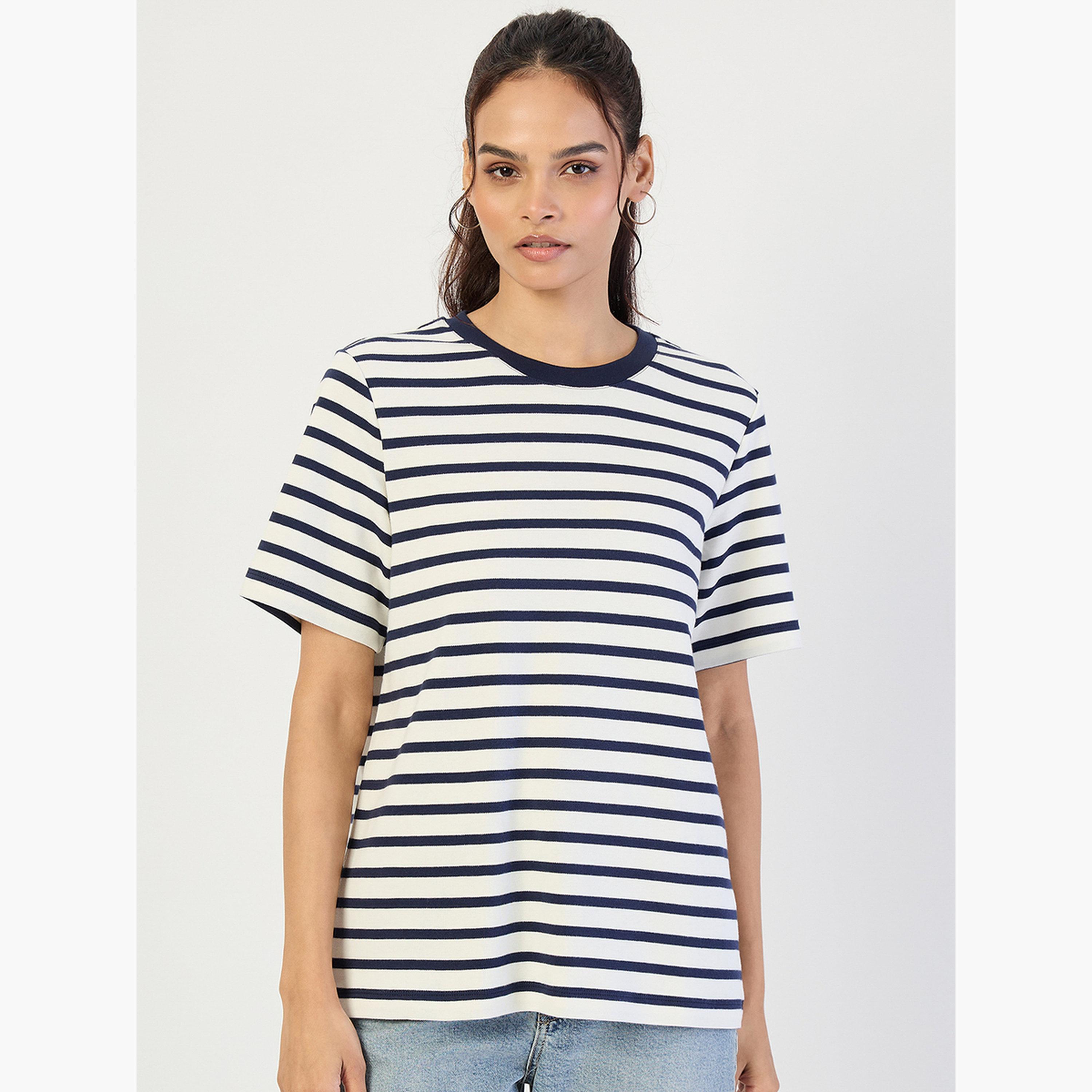 فيميلا - تي شيرت مخطط برقبة دائرية لون أزرق كحلي-women-clothing-tshirts-image-1