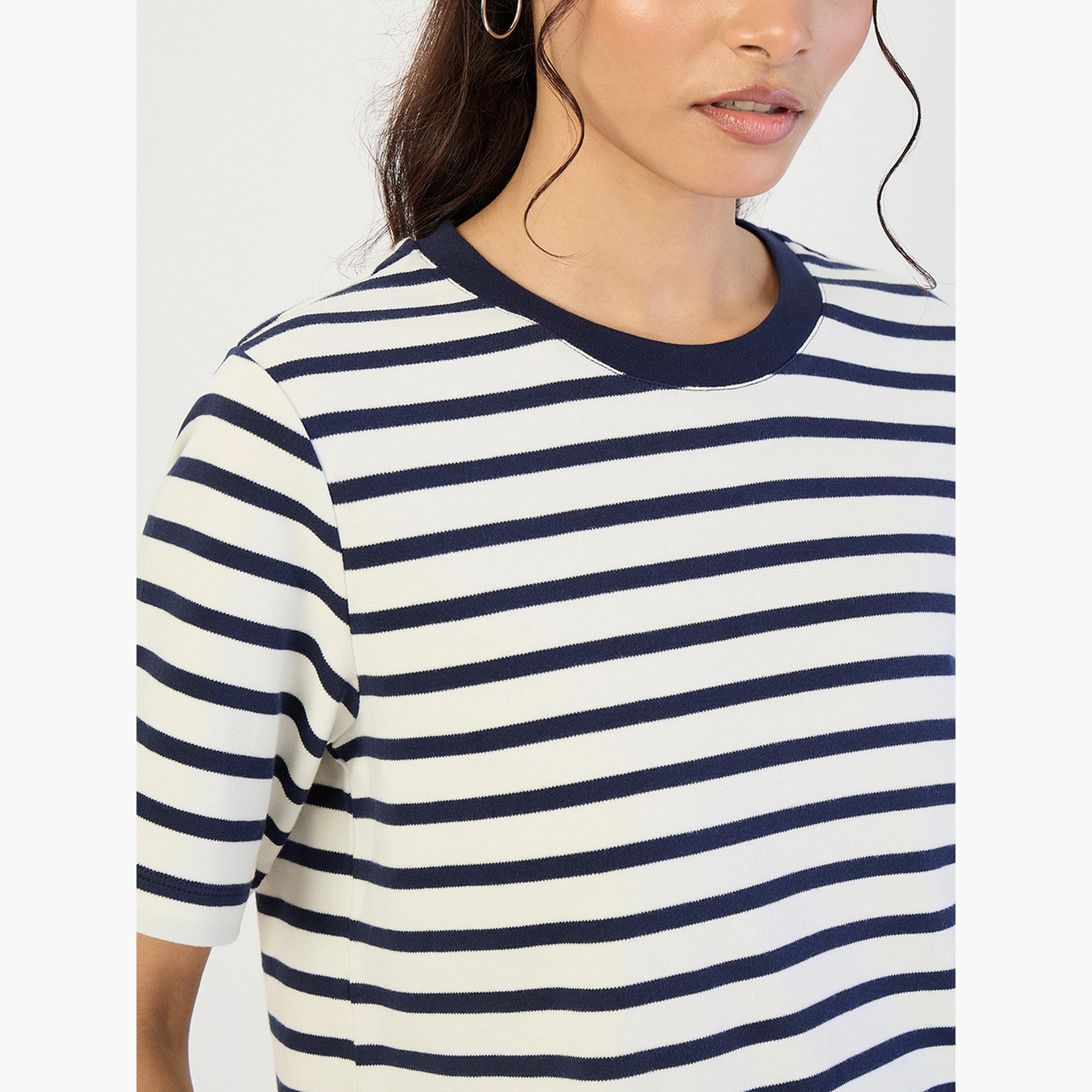 فيميلا - تي شيرت مخطط برقبة دائرية لون أزرق كحلي-women-clothing-tshirts-image-4