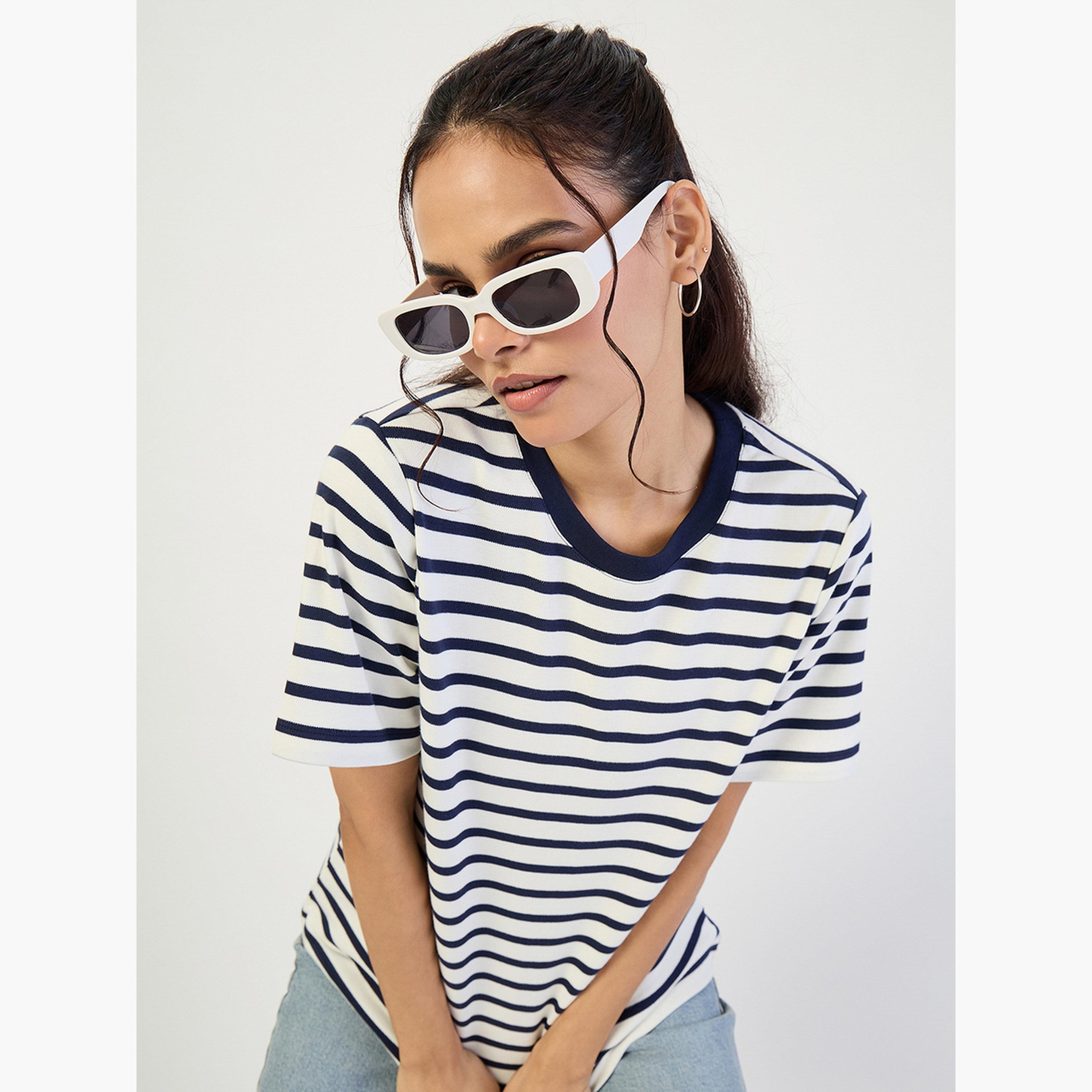 فيميلا - تي شيرت مخطط برقبة دائرية لون أزرق كحلي-women-clothing-tshirts-image-6