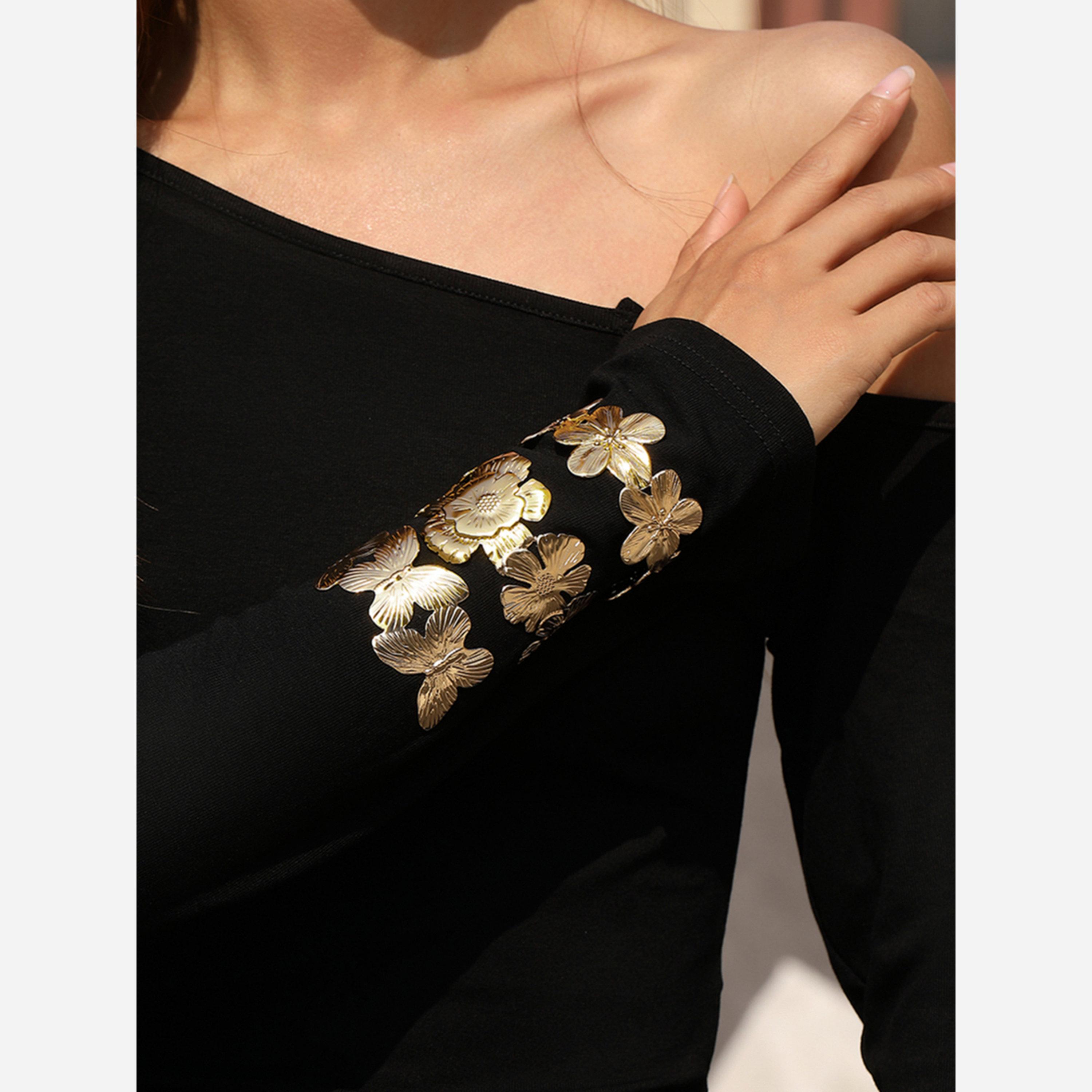 تيك تو - سوار مفتوح على شكل زهرة ذهبية-women-watchesandjewellery-jewellery-banglesandbracelets-image-2