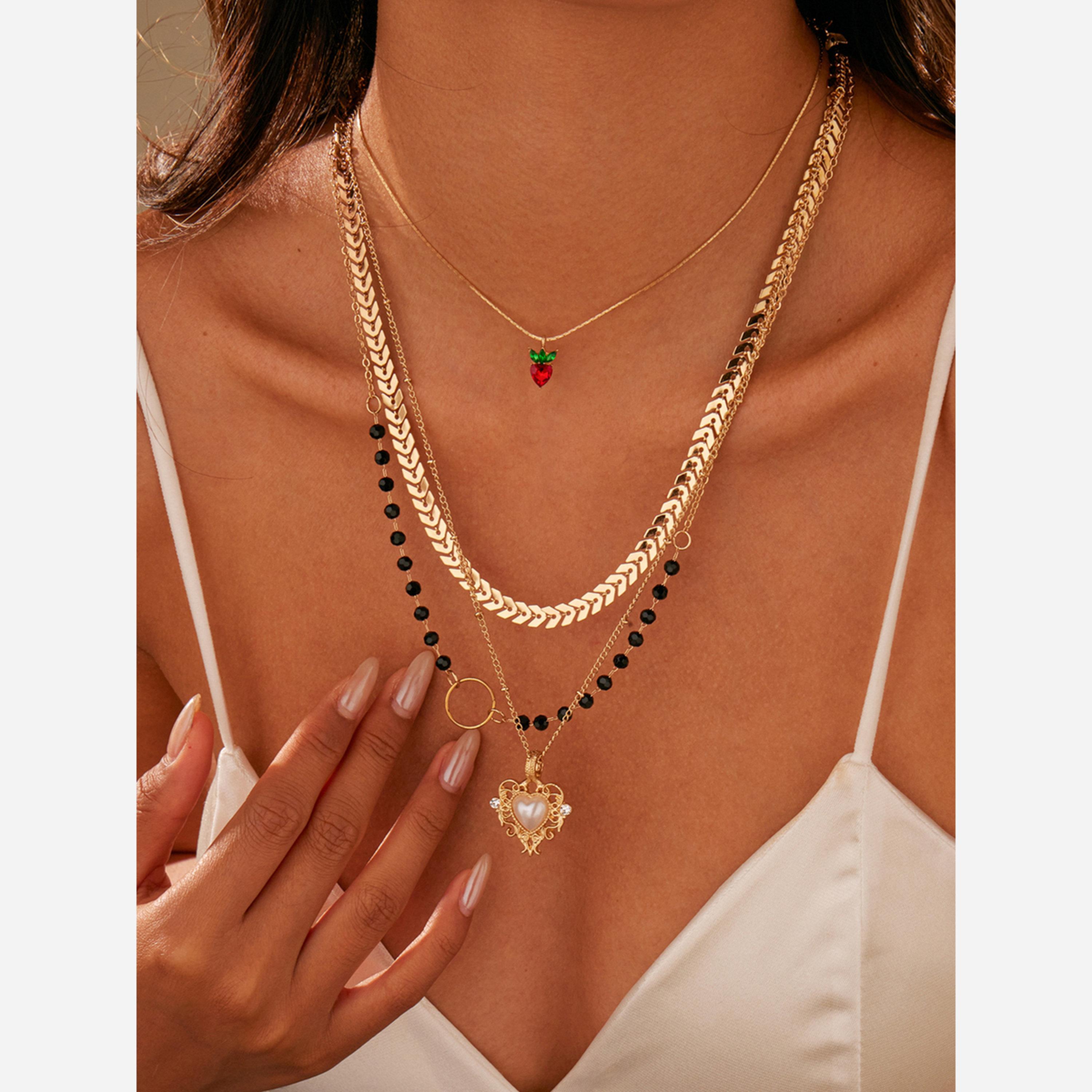 تيك تو - مجموعة من 4 قطع - قلادة مزينة بقلب وسلسلة سميكة-women-watchesandjewellery-jewellery-necklacesandpendants-image-3