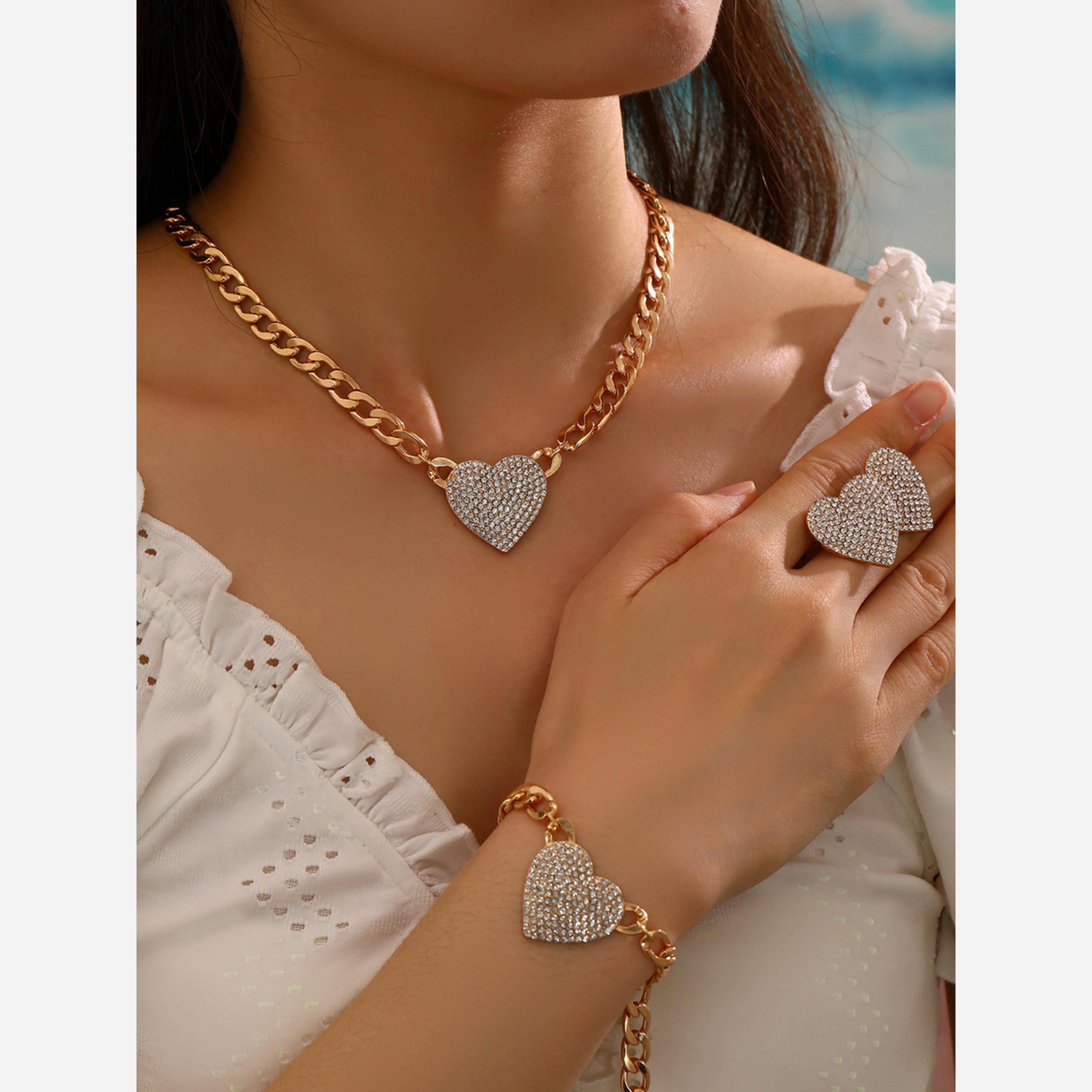 تيك تو - طقم من 3 قطع - قلادة ذهبية على شكل قلب مع سوار وأقراط-women-watchesandjewellery-jewellery-jewellerysets-image-2
