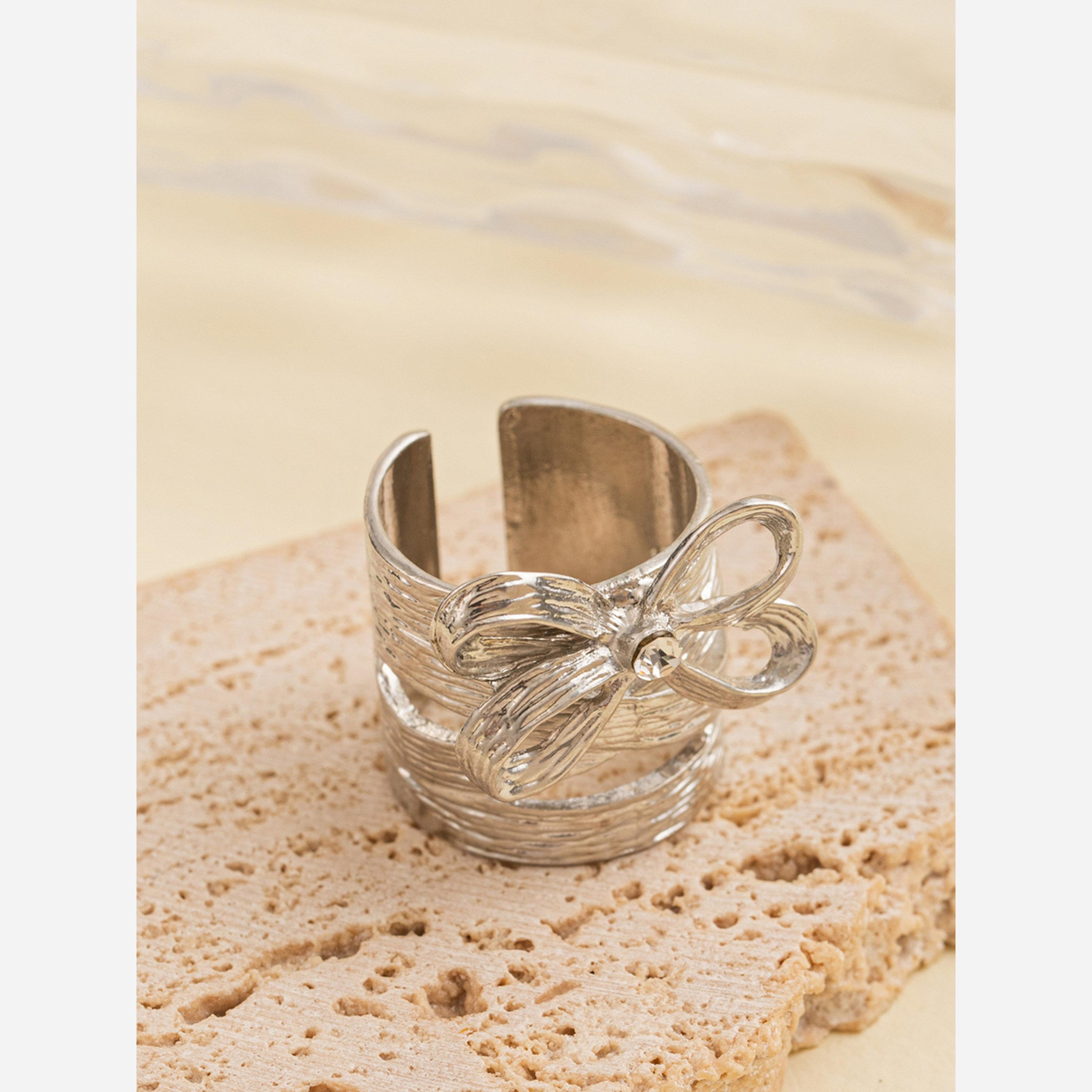 تيك تو - خاتم فضي مفتوح على شكل فيونكة-women-watchesandjewellery-jewellery-rings-image-6