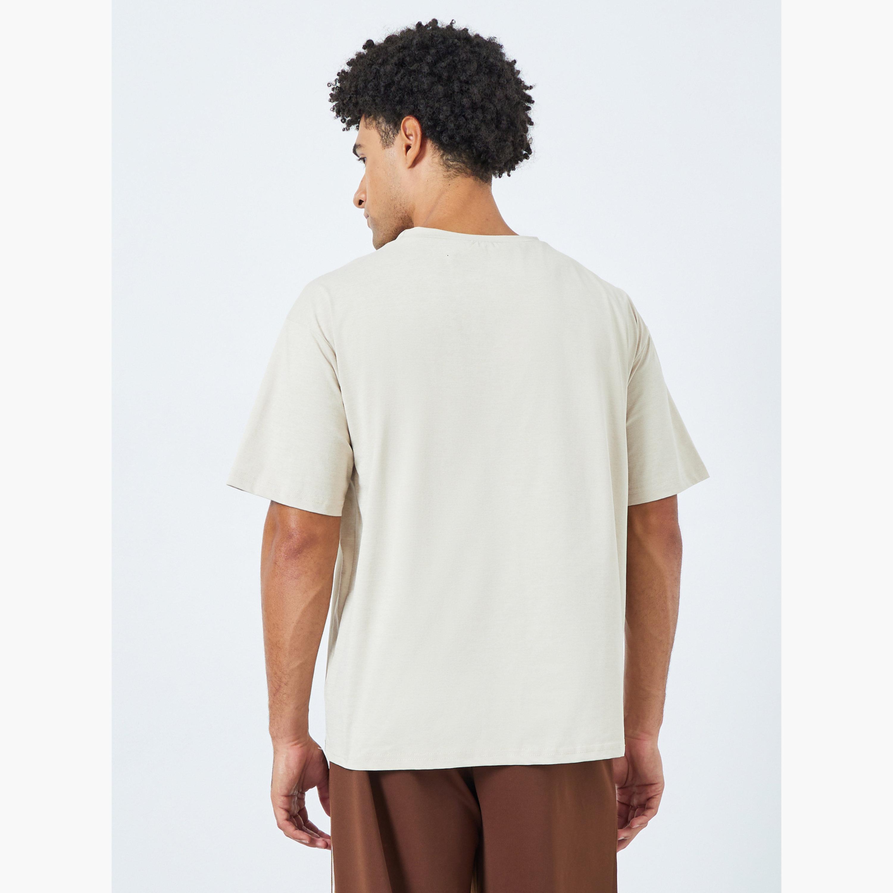 Styli Men Floral Print Oversized T-Shirt-men-clothing-tshirtsandpolos-tshirts-image-4