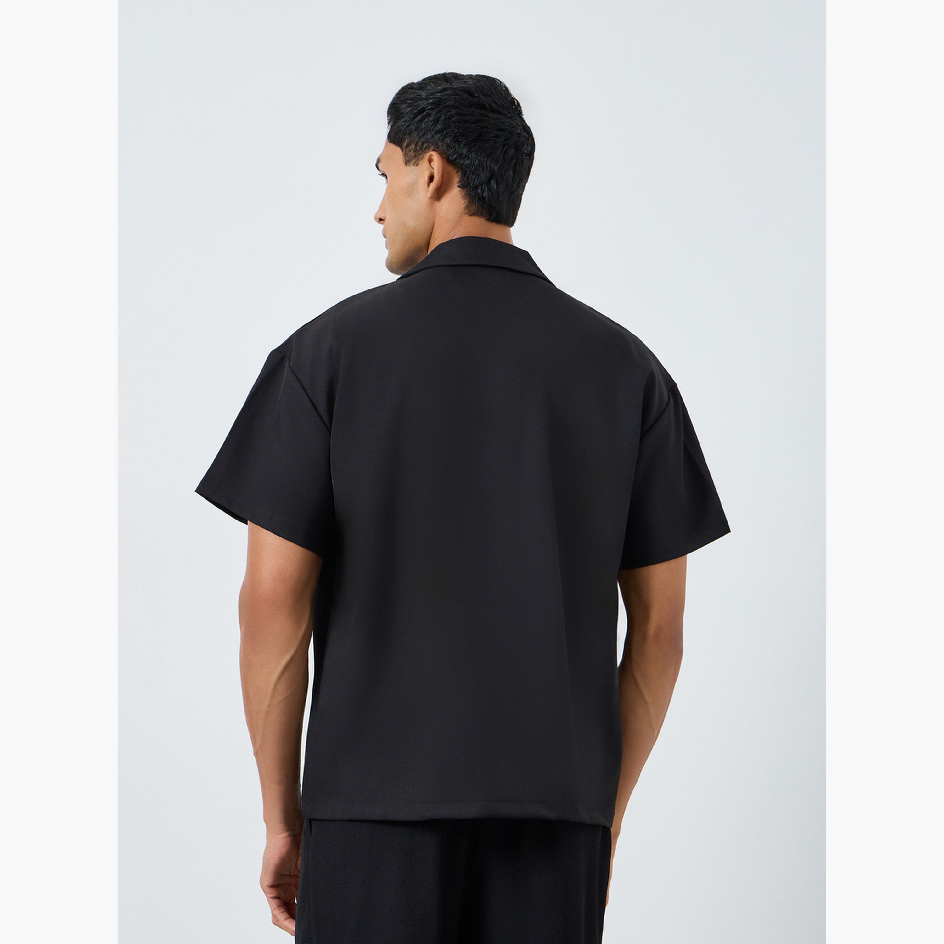قميص بصفين أزرار بقصة واسعة بياقة مطوية-men-clothing-shirts-image-4