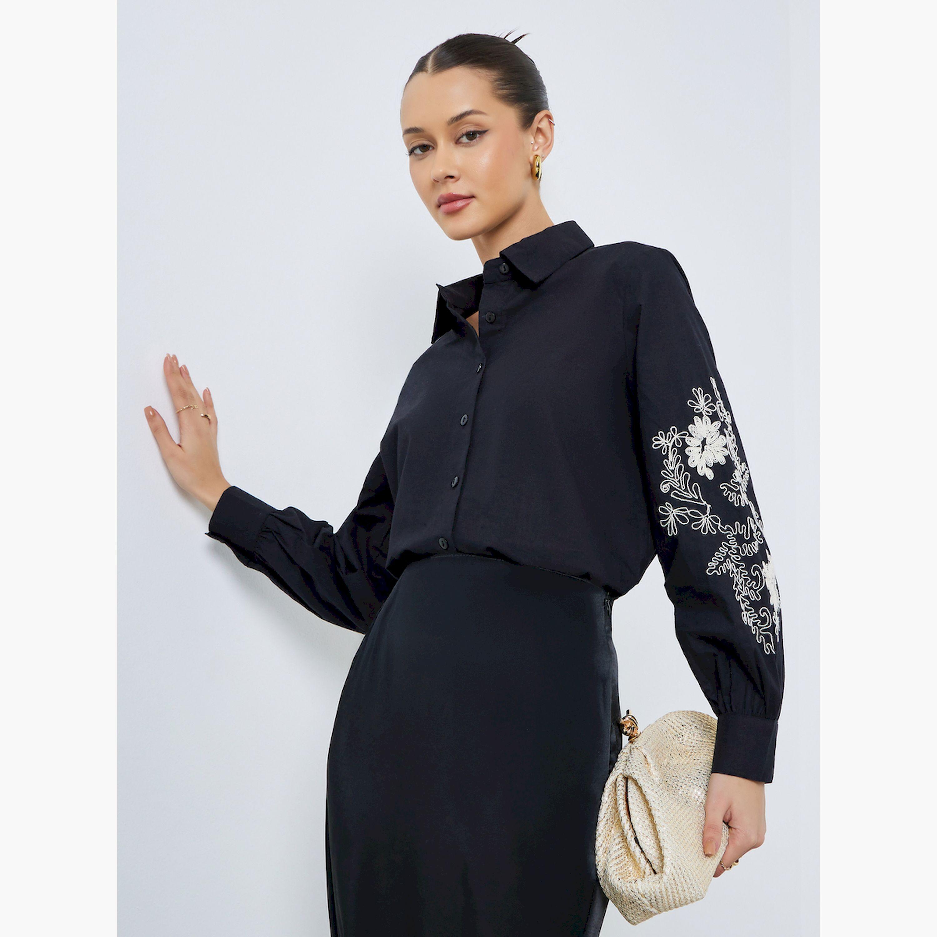 بلوزة بأكمام طويلة وتفاصيل مُطرّزة-women-clothing-shirtsandblouses-shirts-image-3