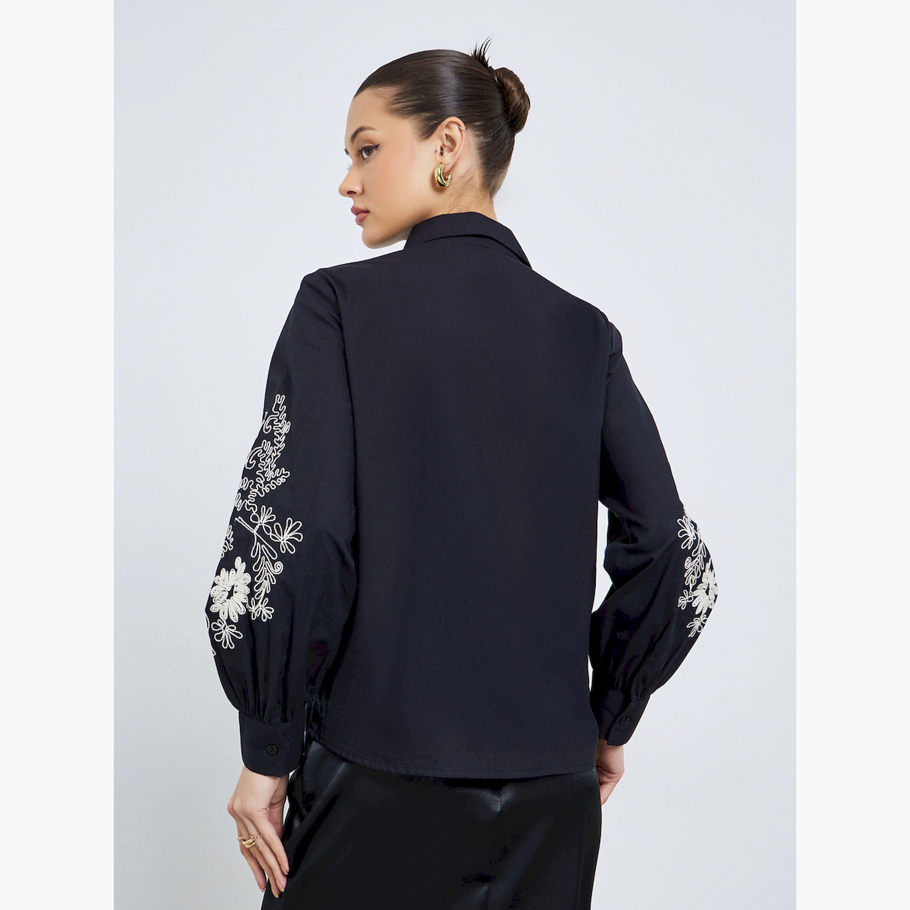 بلوزة بأكمام طويلة وتفاصيل مُطرّزة-women-clothing-shirtsandblouses-shirts-image-4