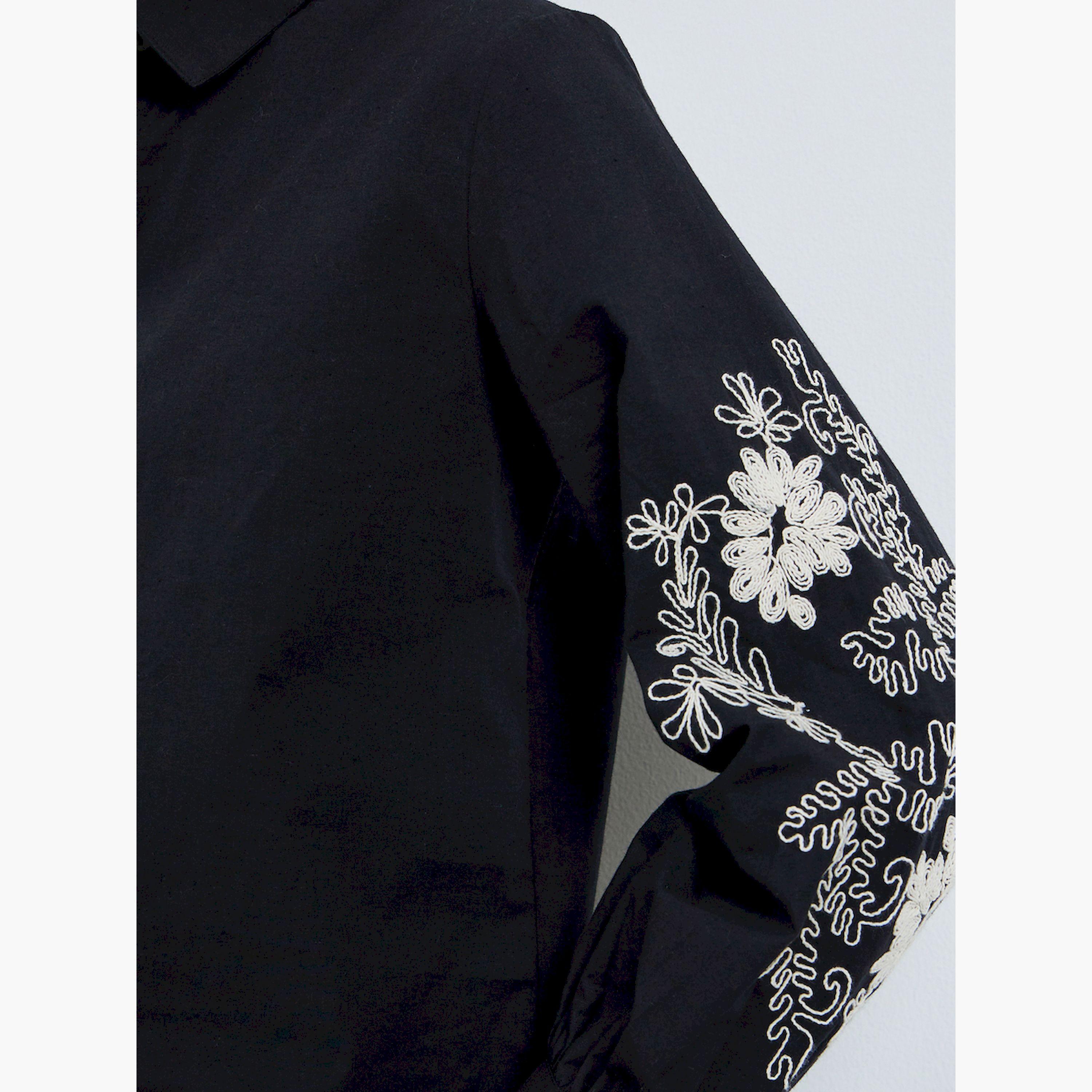 بلوزة بأكمام طويلة وتفاصيل مُطرّزة-women-clothing-shirtsandblouses-shirts-image-5