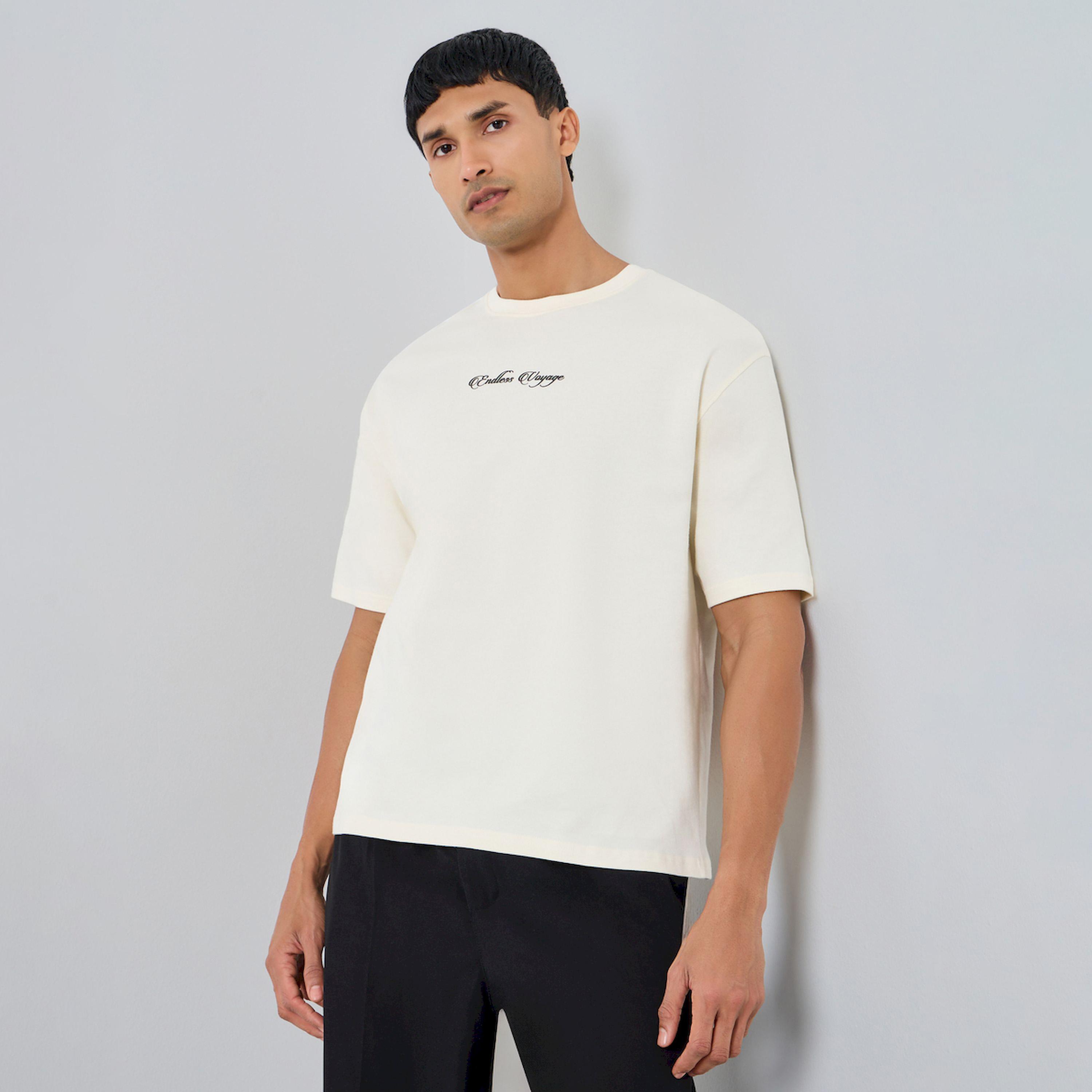 تيشيرت بطبعة جرافيك وقصة واسعة-men-clothing-tshirtsandpolos-tshirts-image-1